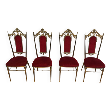 Suite de 4 chaises en laiton et velours rouge