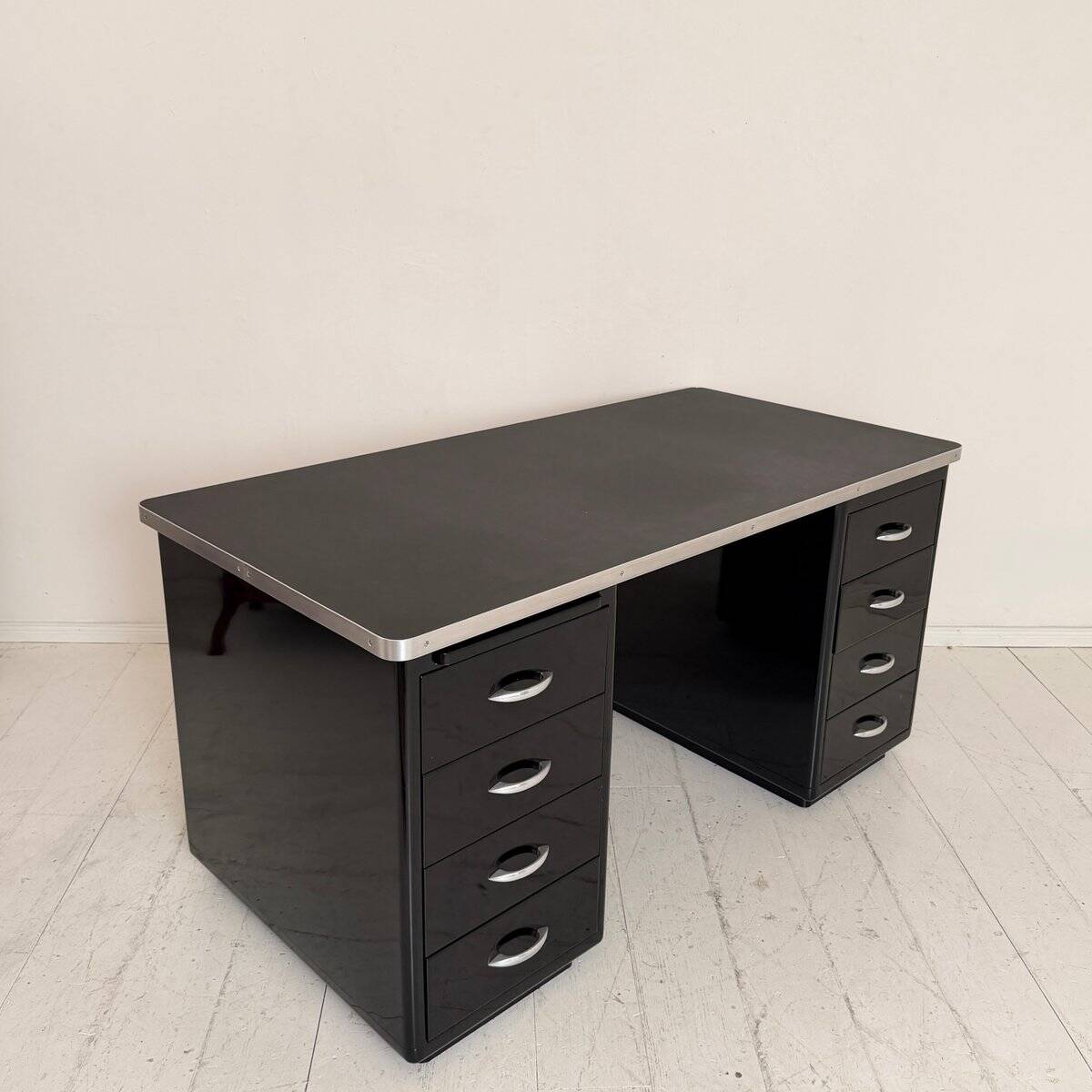 German Bauhaus Writing Desk in Black Lacquered Metal, 1925