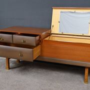 Teak and nubuck hairdresser, by R. Landault – 1970