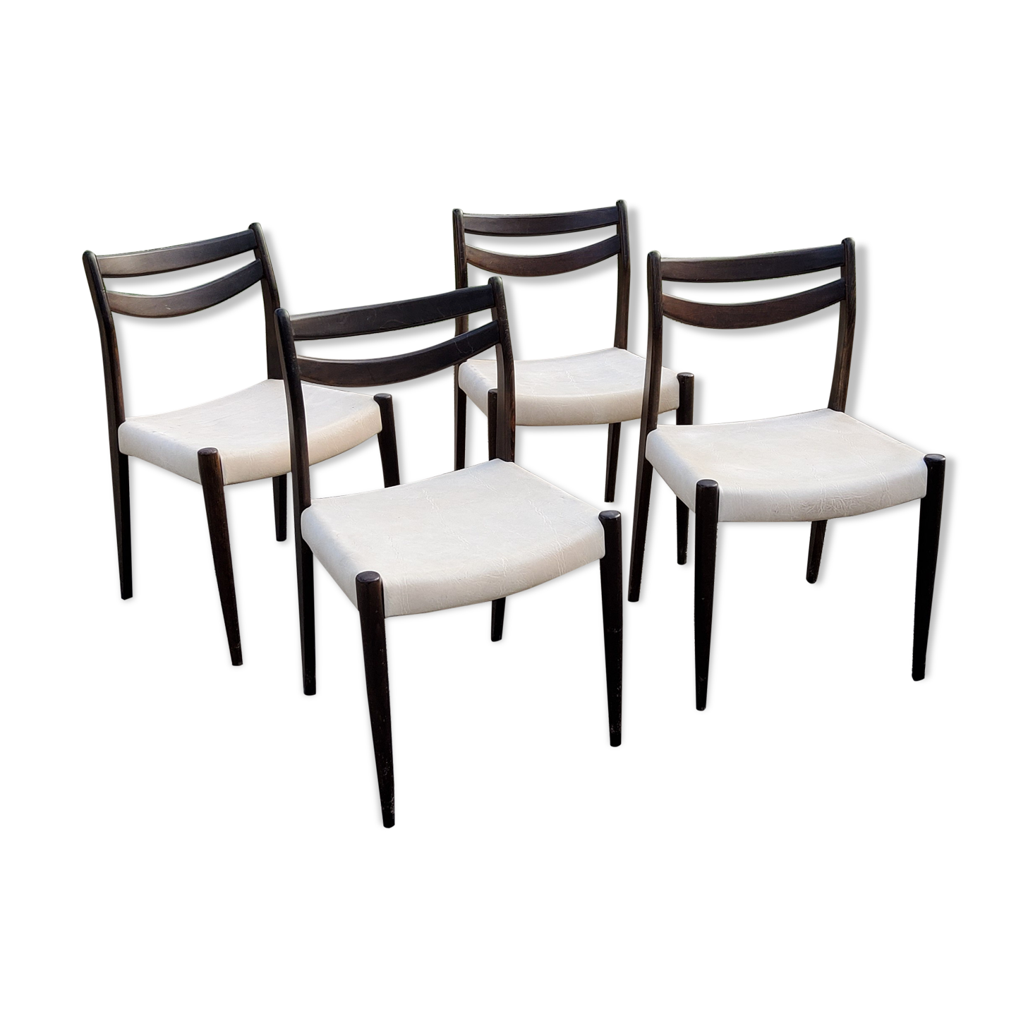 Set of 4 Scandinavian style chairs from the 70s