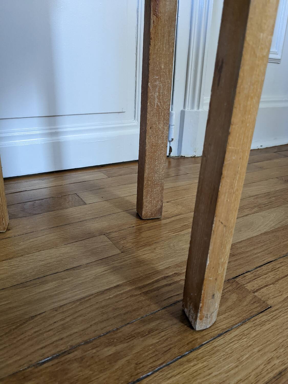 Painter's chest stool