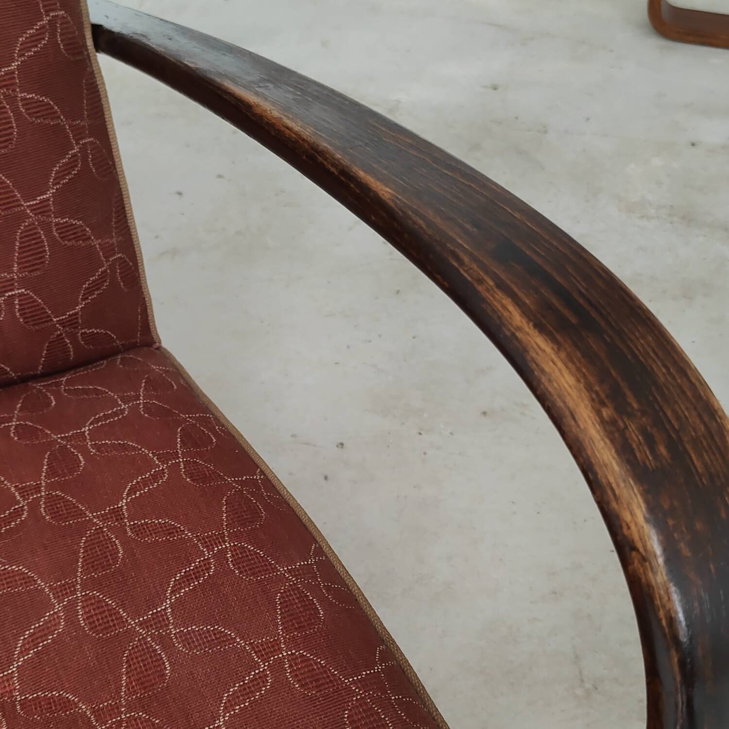 Pair of H410 Type C burgundy armchairs by Jindrich Halabala for Thonet