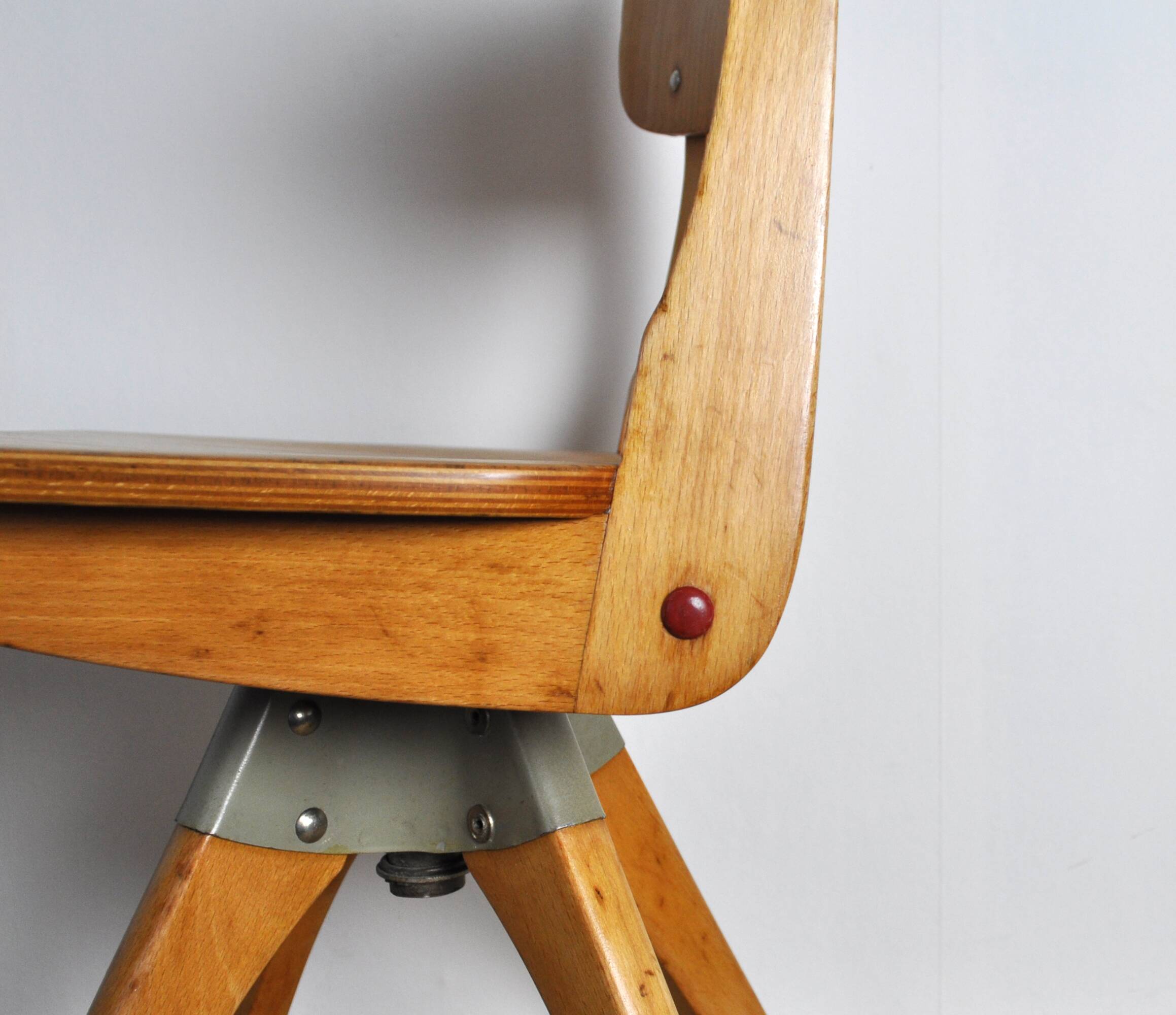 Mid-Century Modern Childrens Swivel Chair by Casala