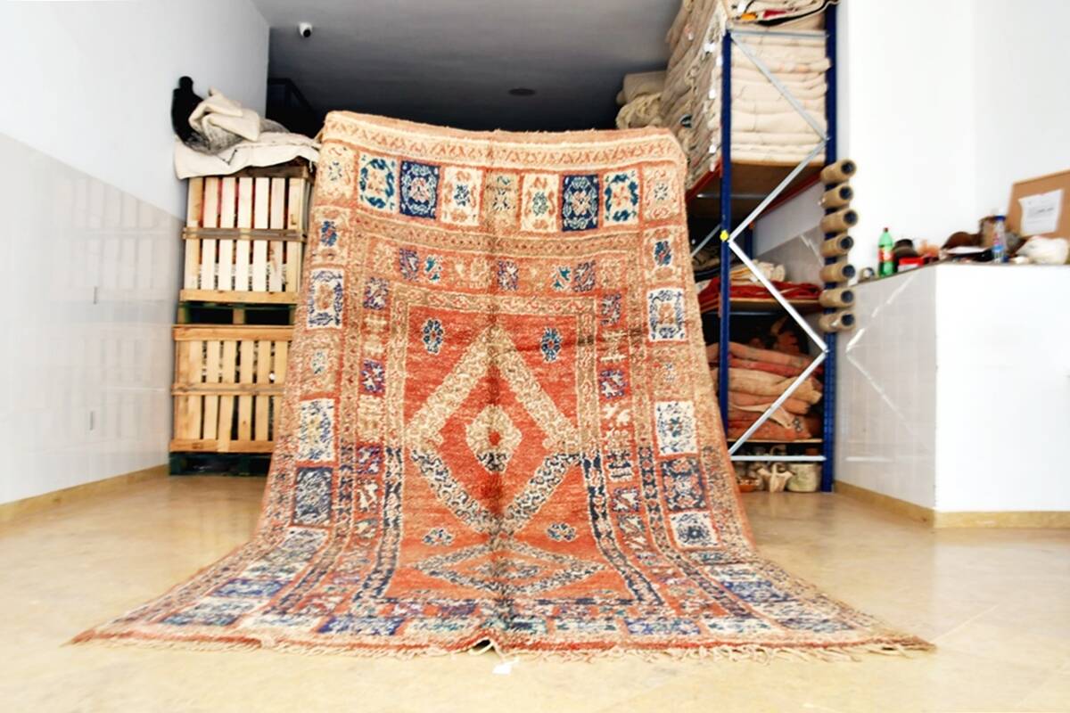 Boujaad vintage Moroccan Berber rug 325 x 195 cm