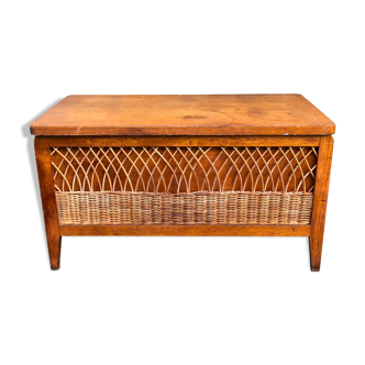 Rattan toy chest
