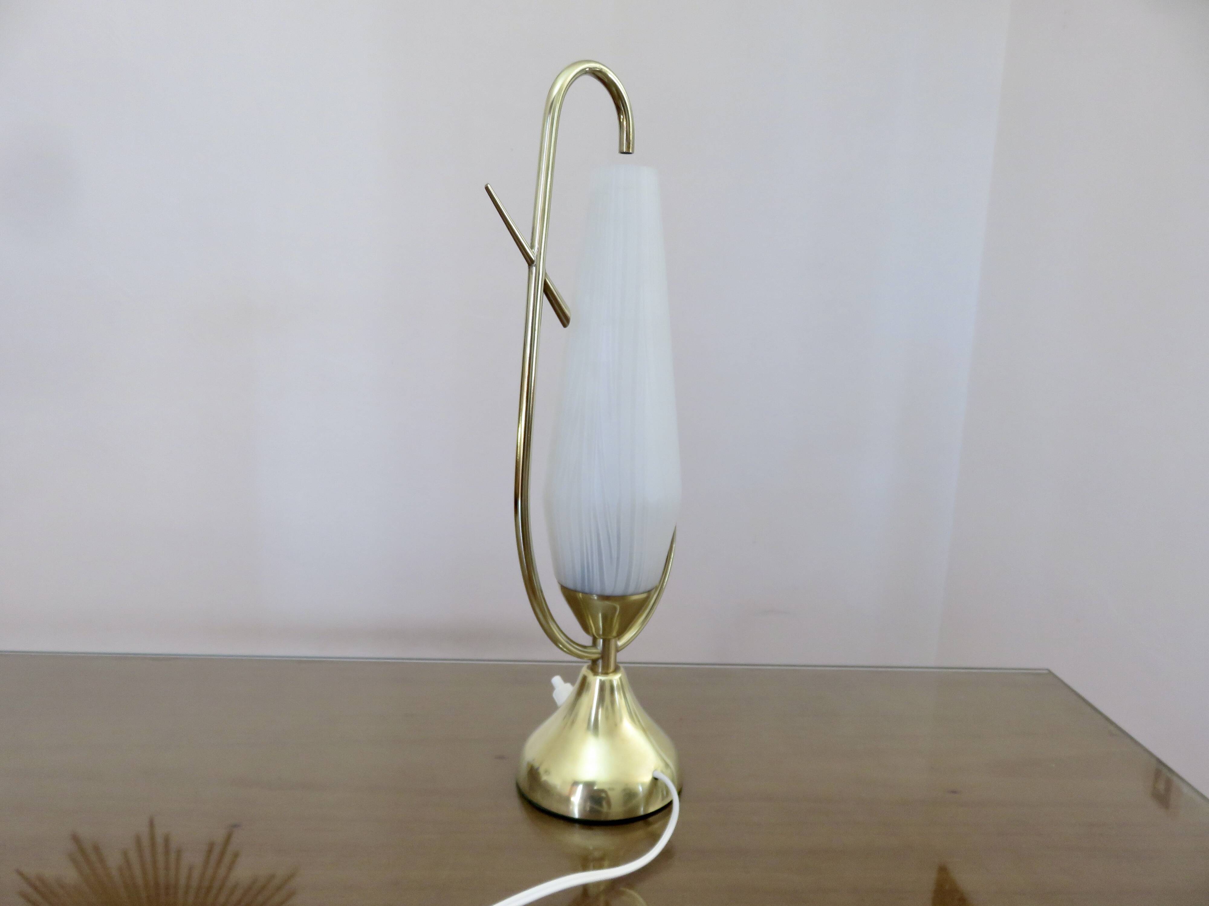 Grande lampe en verre et laiton 1950 1960