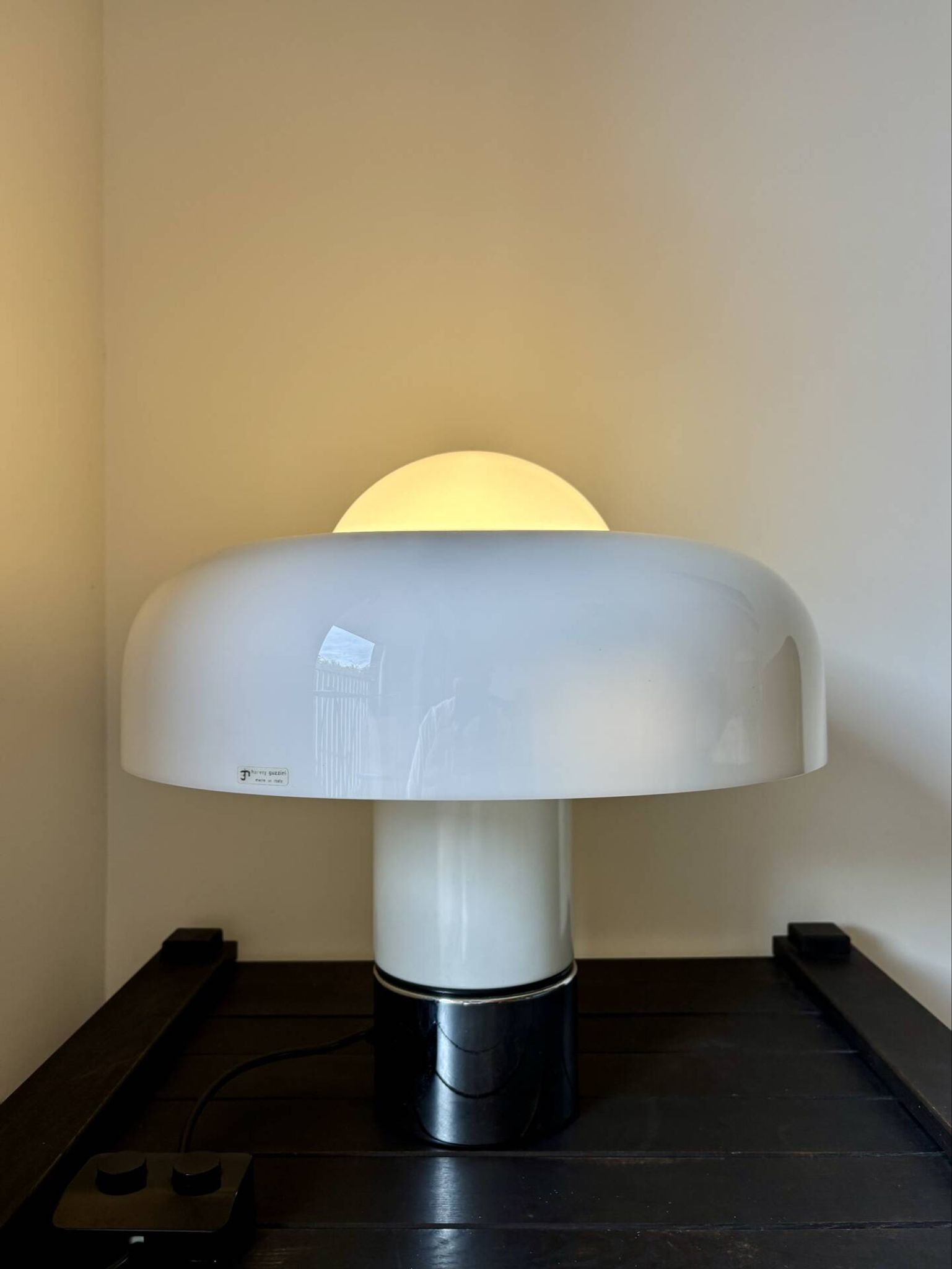 Lampe brumbury, édition Harvey Guzzini