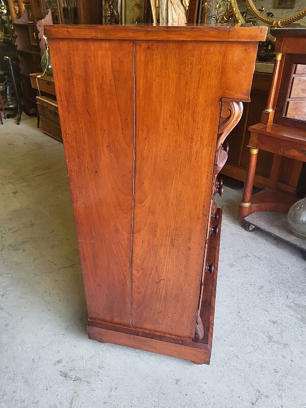 English style mahogany chest of drawers with 6 drawers