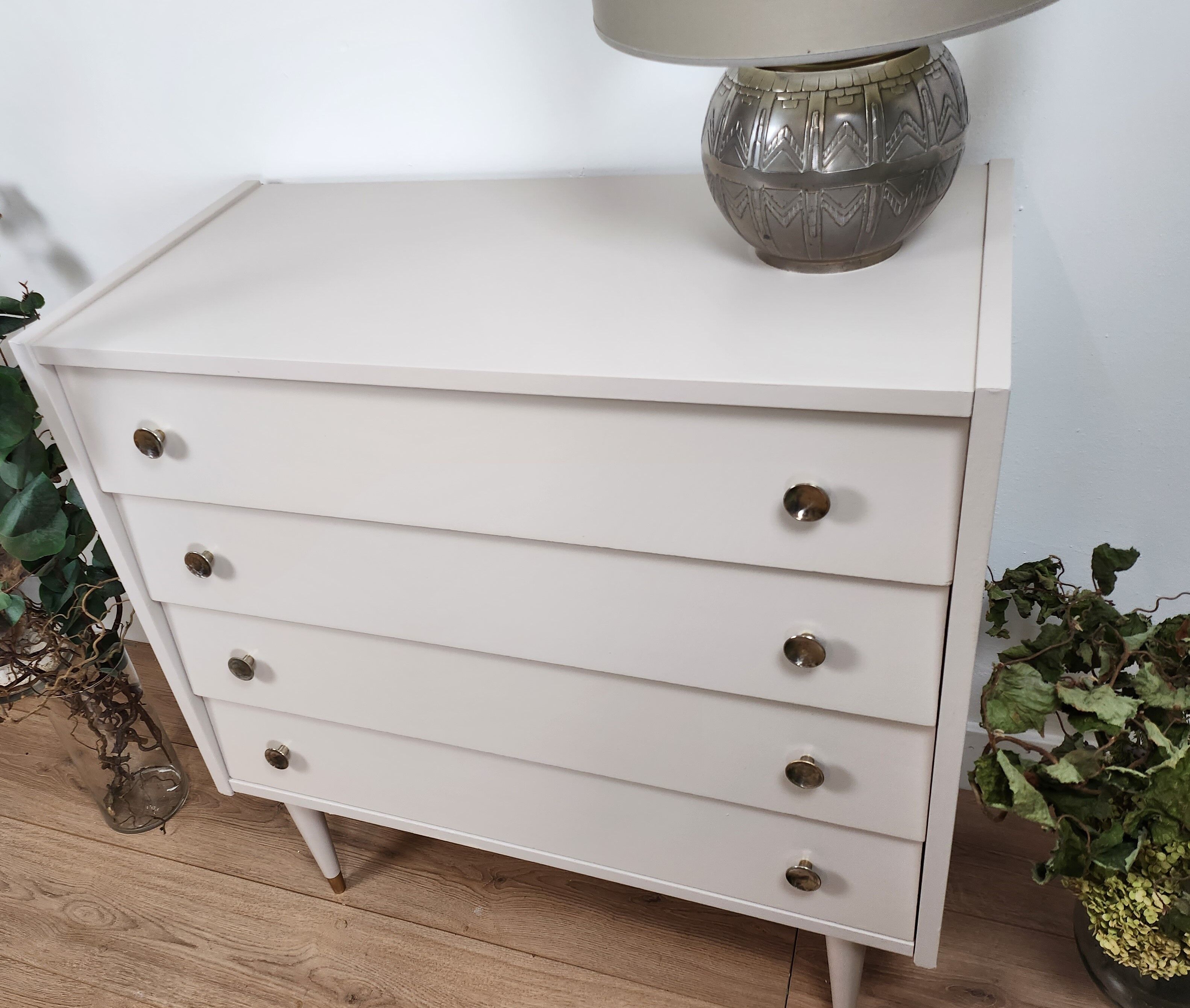 Vintage chest of drawers year 60