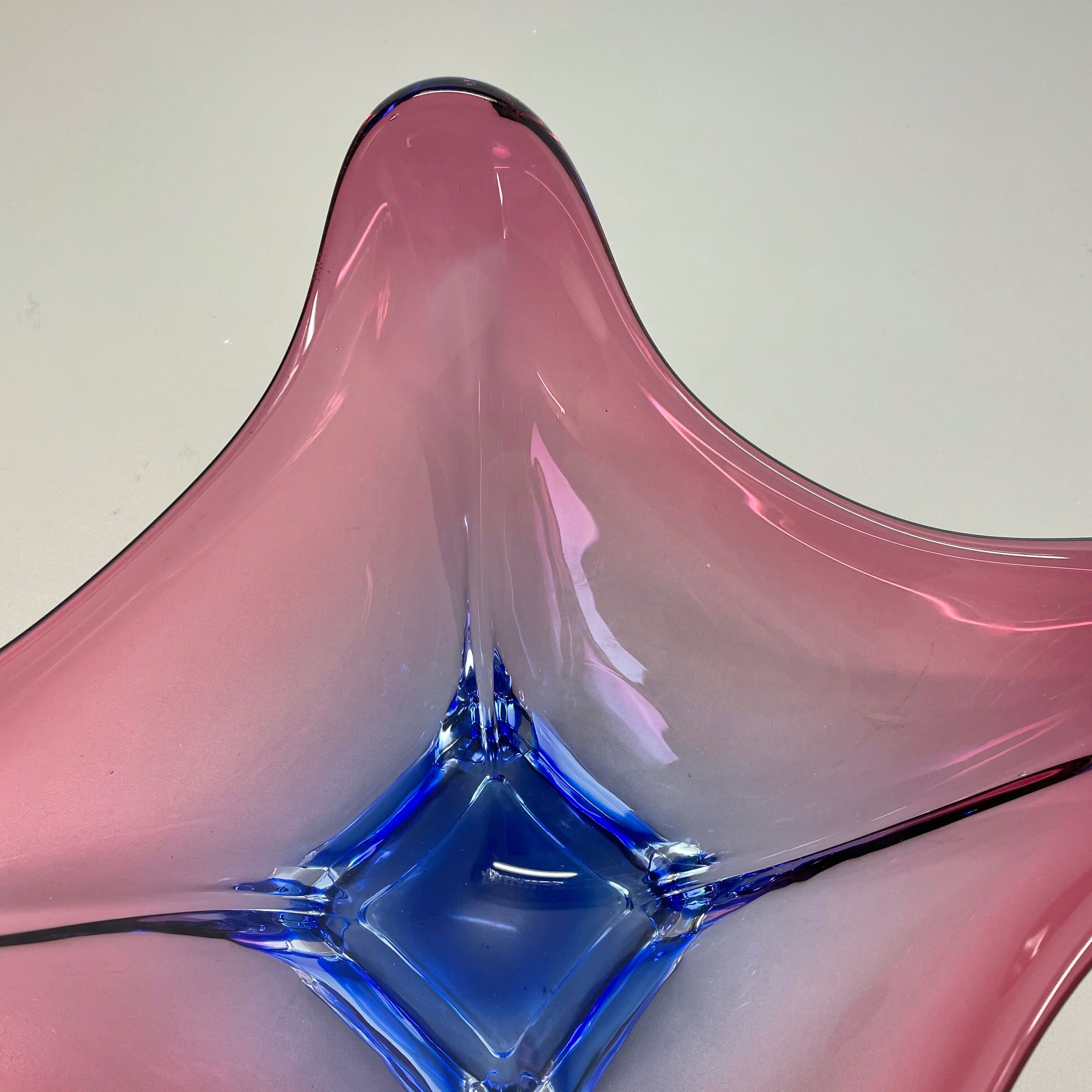 Floral glass bowl shell centerpiece by Fratelli Toso Murano, Italy, 1970s