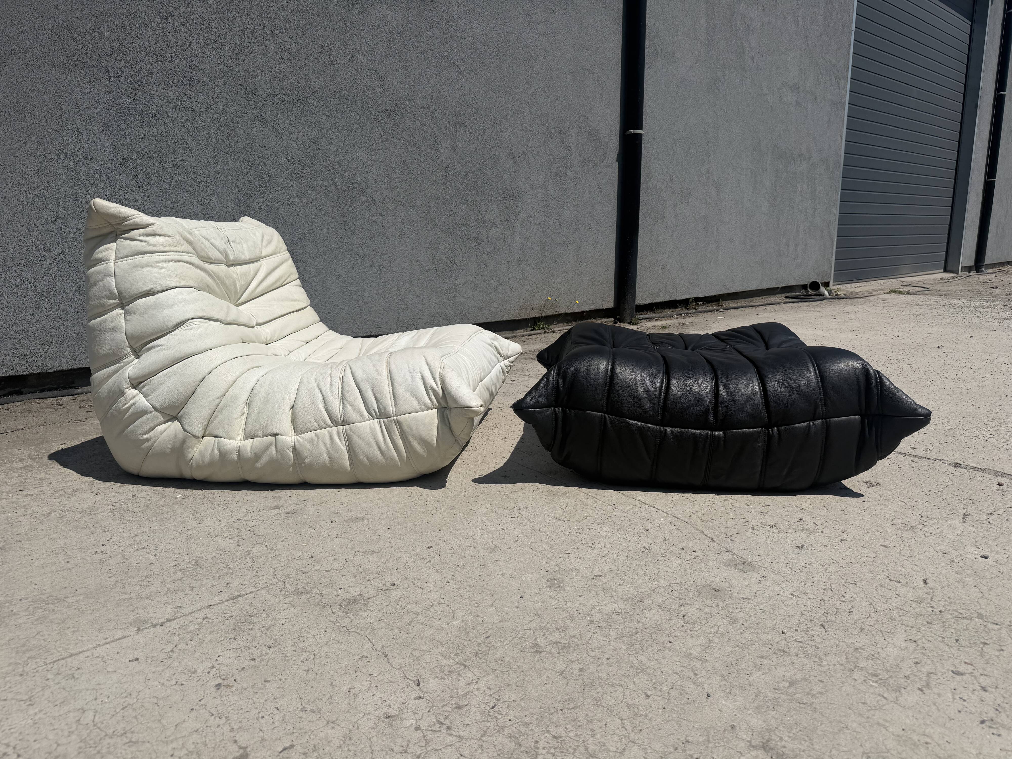 100% authentic Ligne Roset Togo 1-seater + pouf original leather Black & White