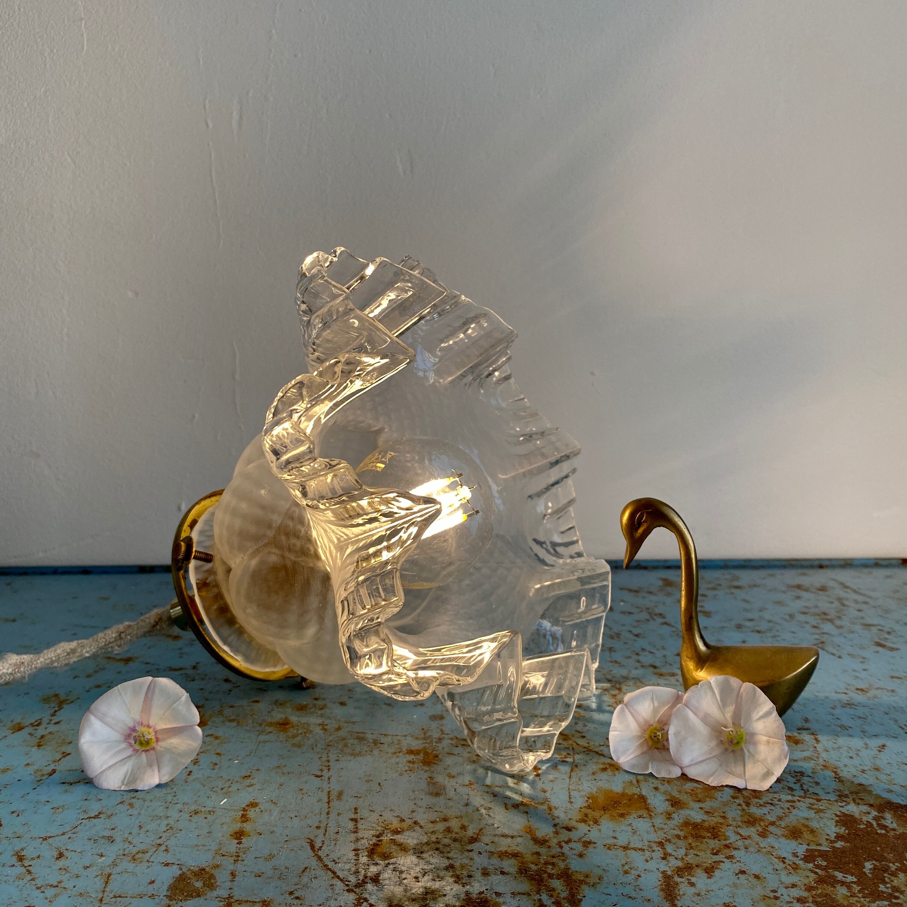 Vintage tulip stroller in transparent and frosted glass