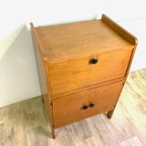 Storage cabinet