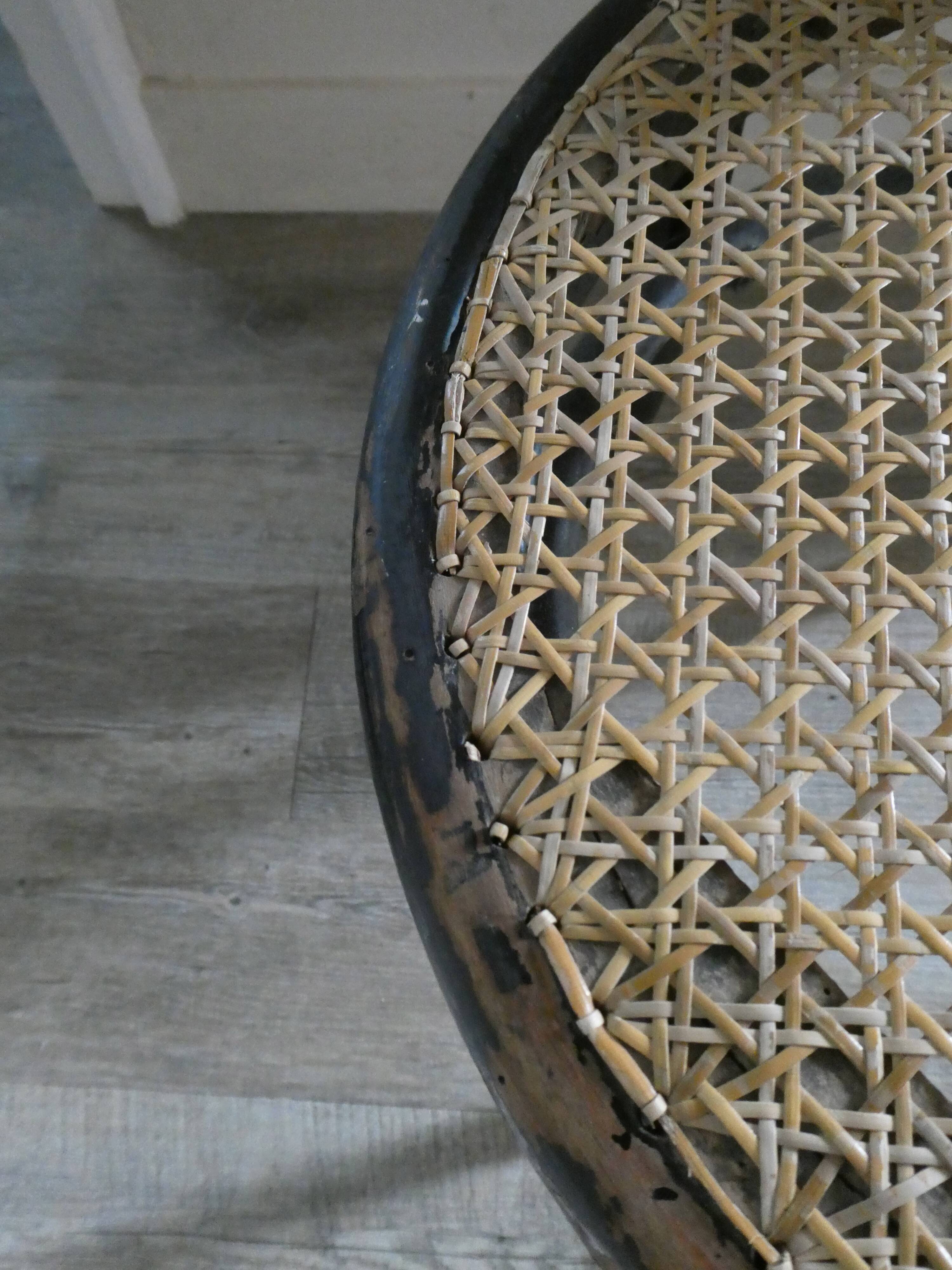 Thonet chair with cyear seating