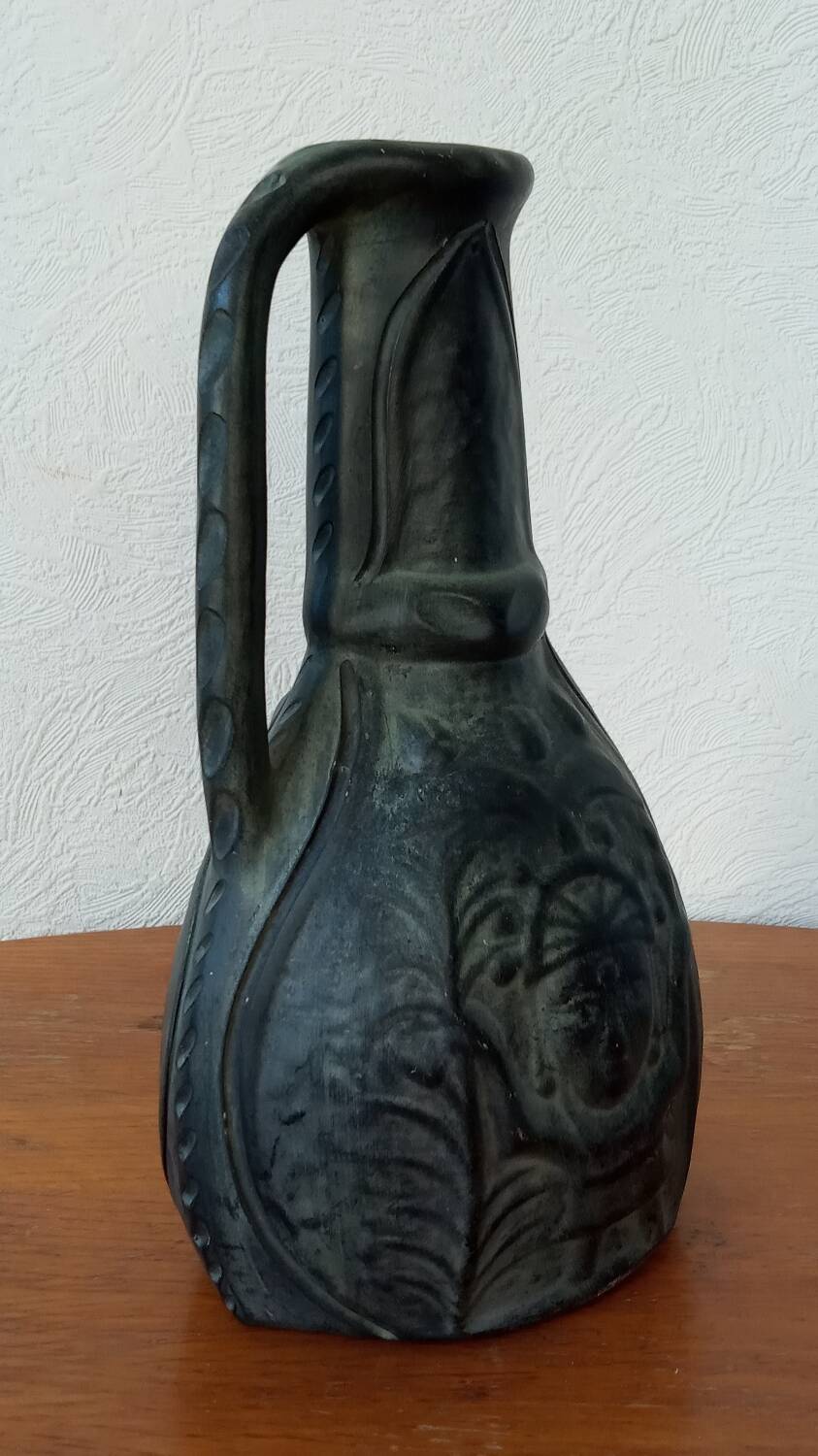 Gundera ceramic vase from the 60s