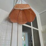 Raffia flower suspension