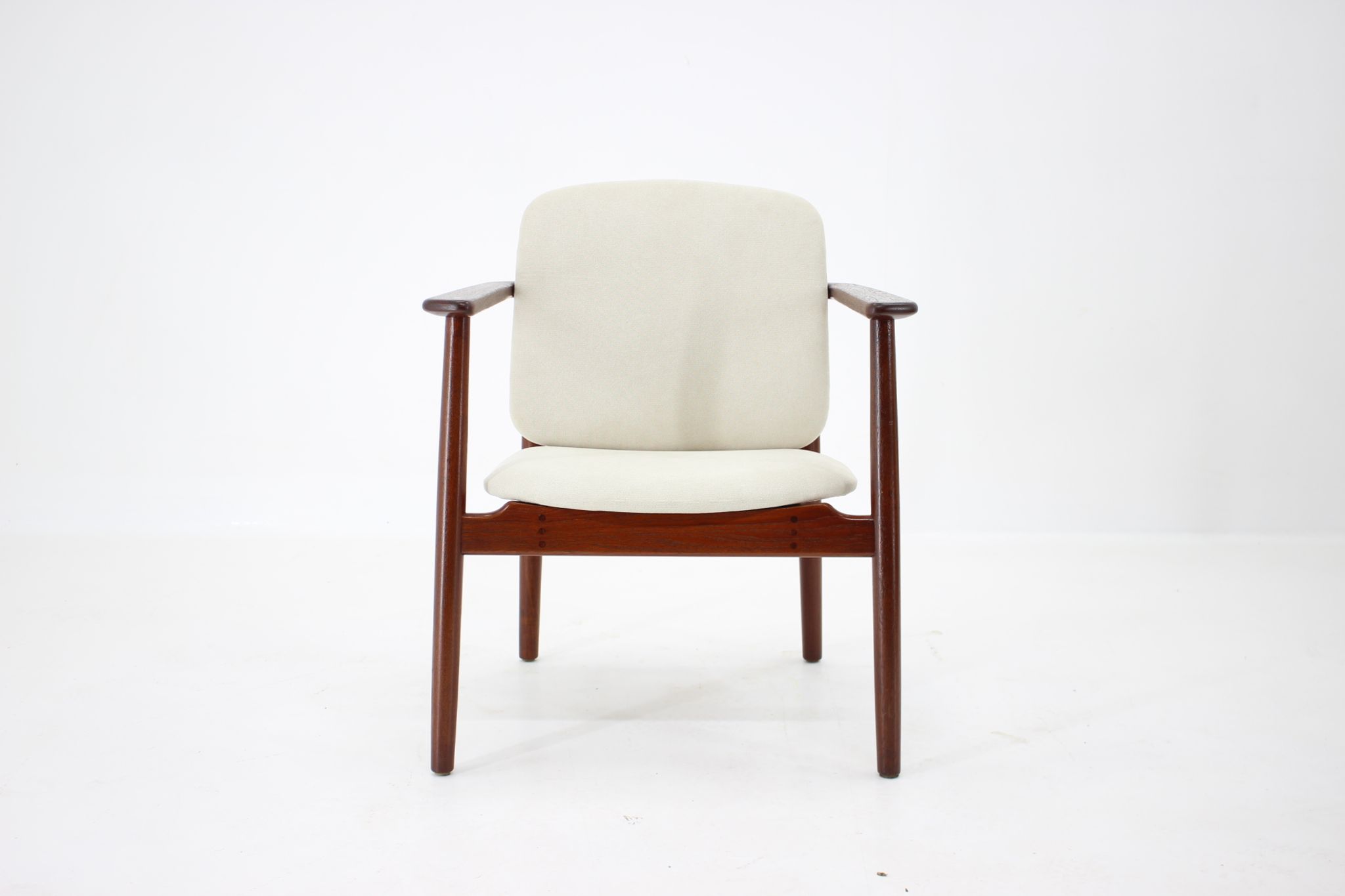 1960s Børge Mogensen Teak Armchair Model 165 Produced by Søborg Møbelfabrik, Denmark