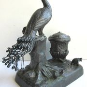 Old ink 1900, in regulation, sculpture paon and turtle art nouveau era