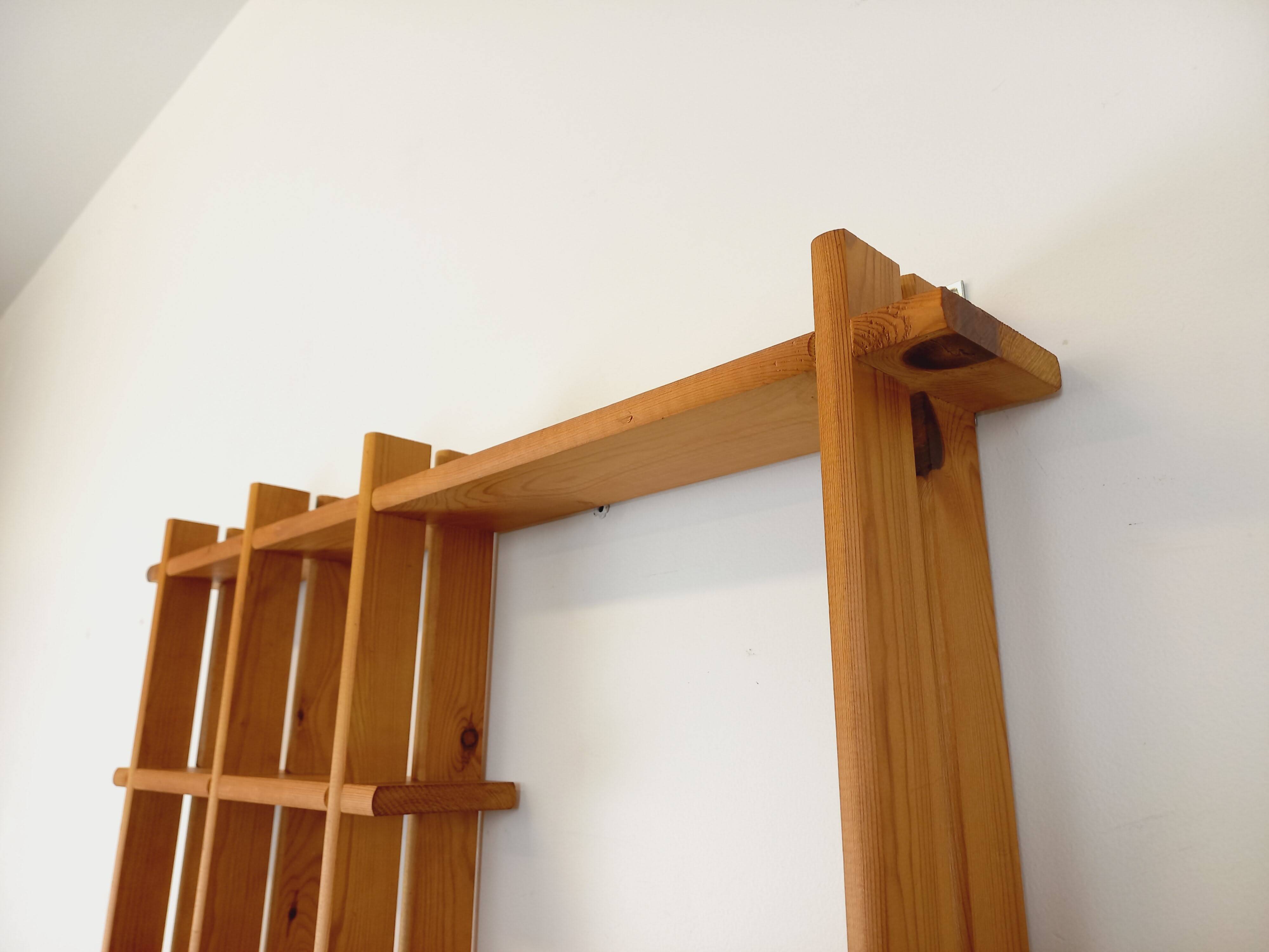 Vintage pine wall shelf, from the 80s