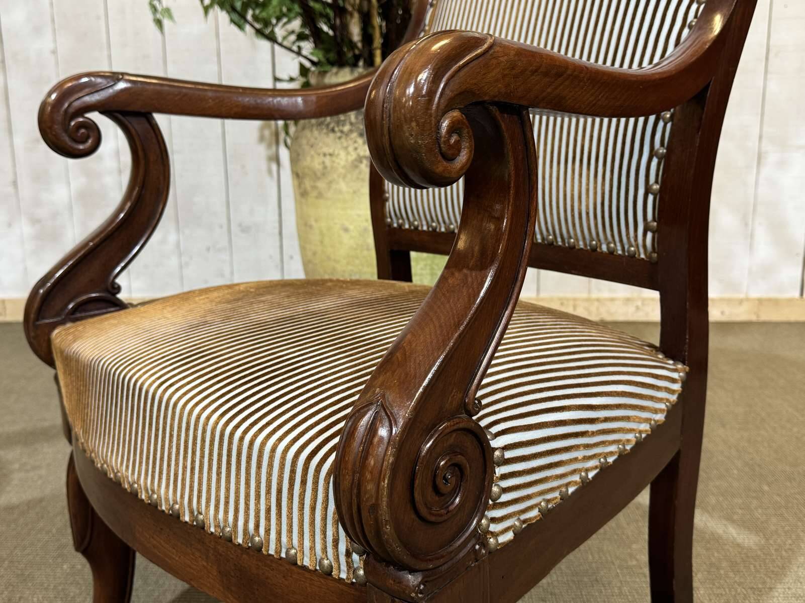 19th Century Restoration Armchair in Mahogany