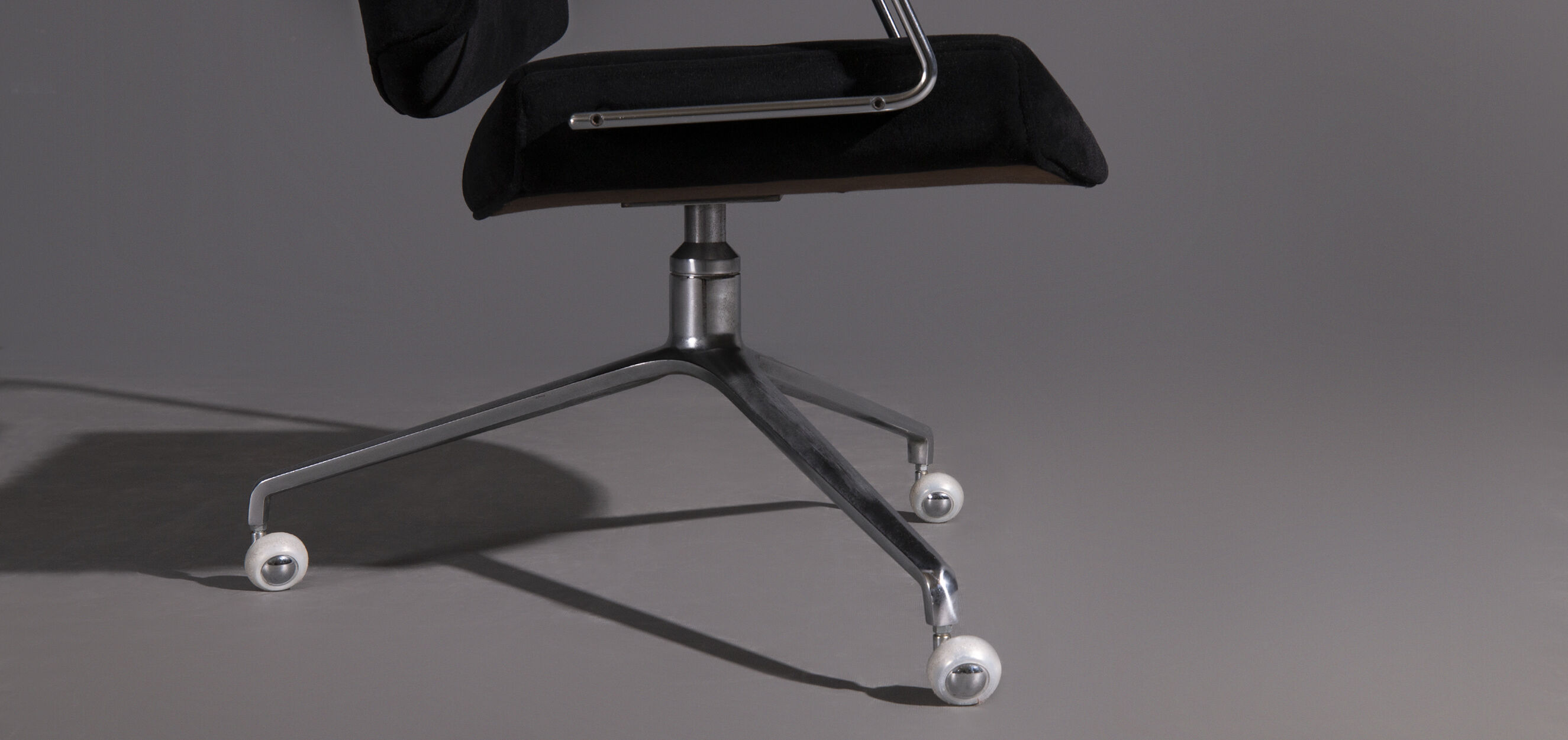 Jørgen Kastholm chair produced by Kill