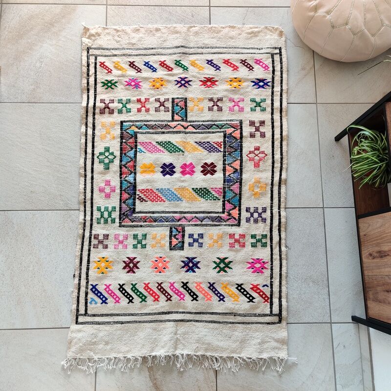 Moroccan carpet ethnic wool 95x155 cm