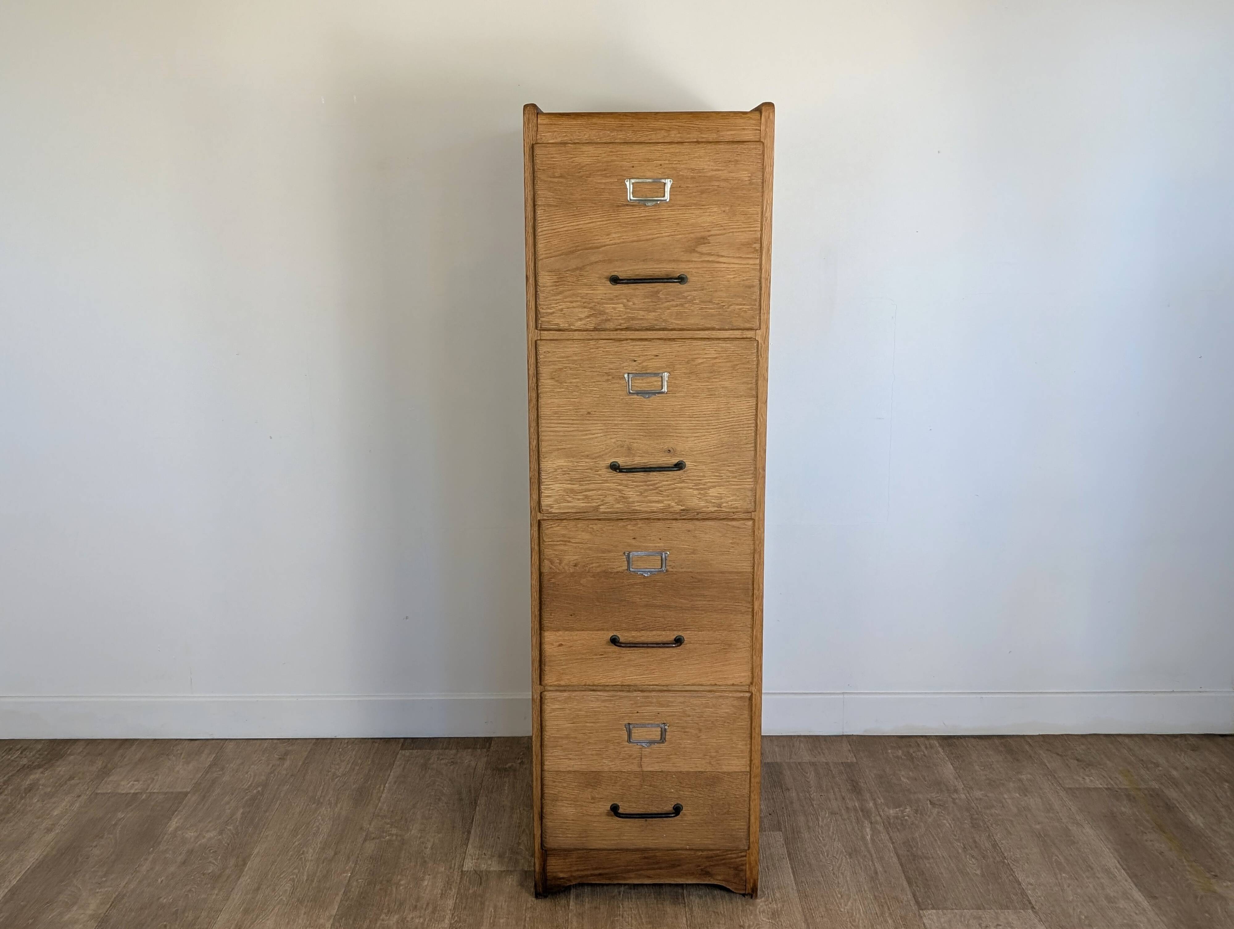 Meuble classeur à tiroirs