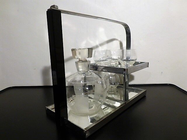 Liquor cellar bauhaus art deco 1930