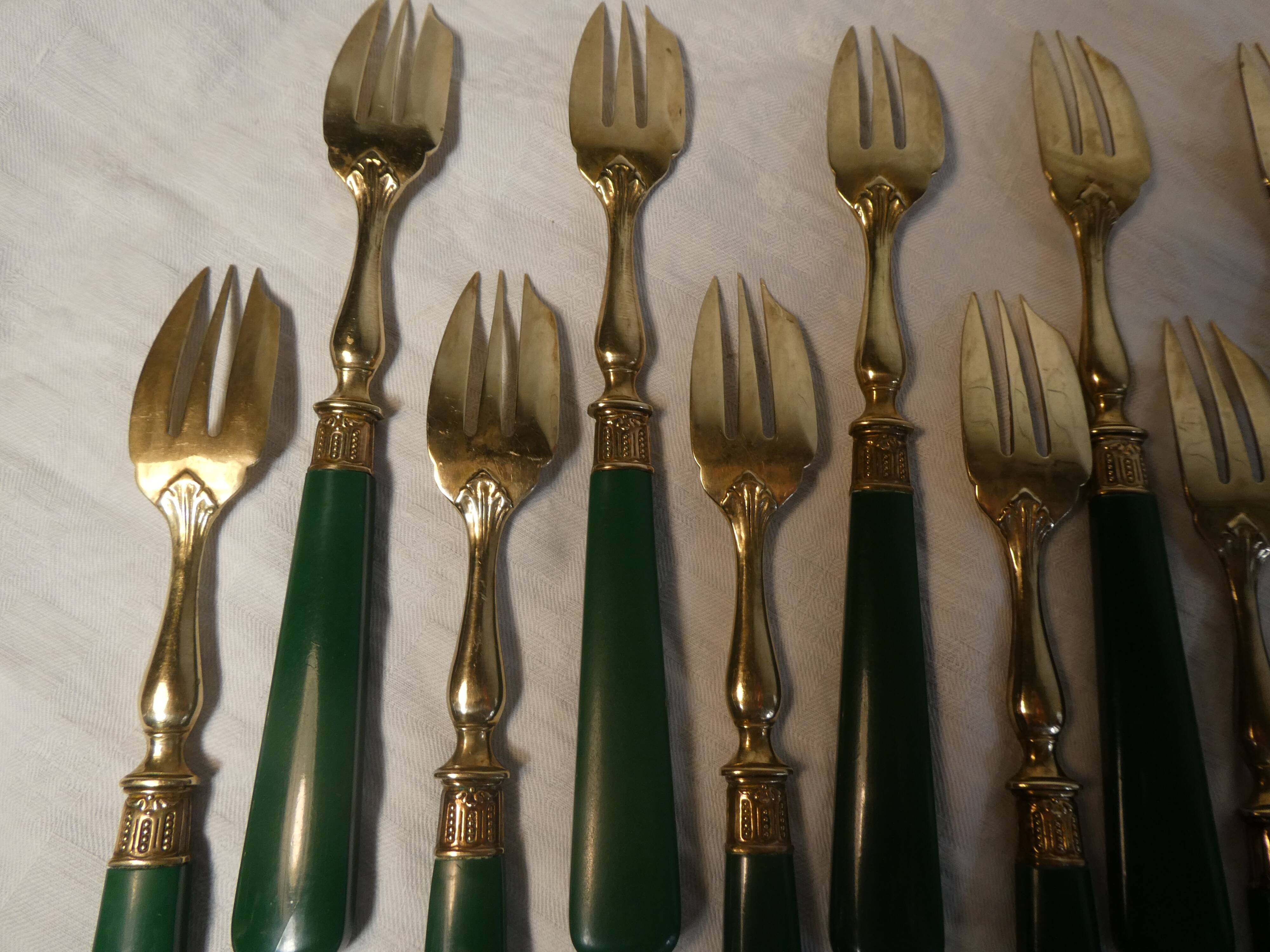 12 Dessert forks in their original box