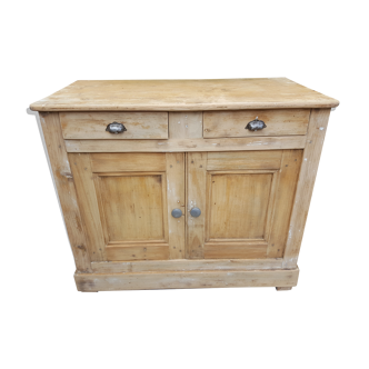 Natural wood charm buffet
