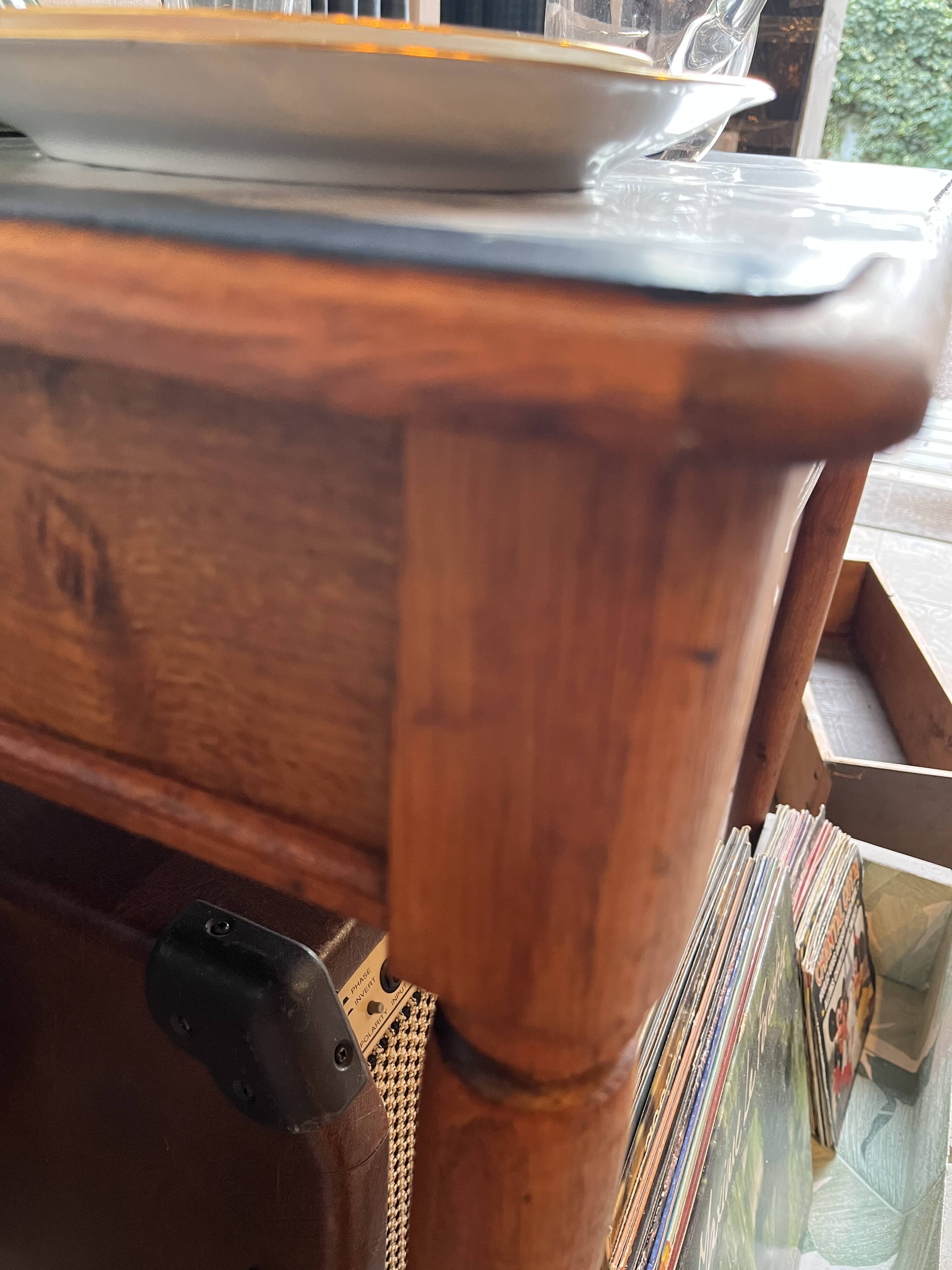 Bureau ancien rénové