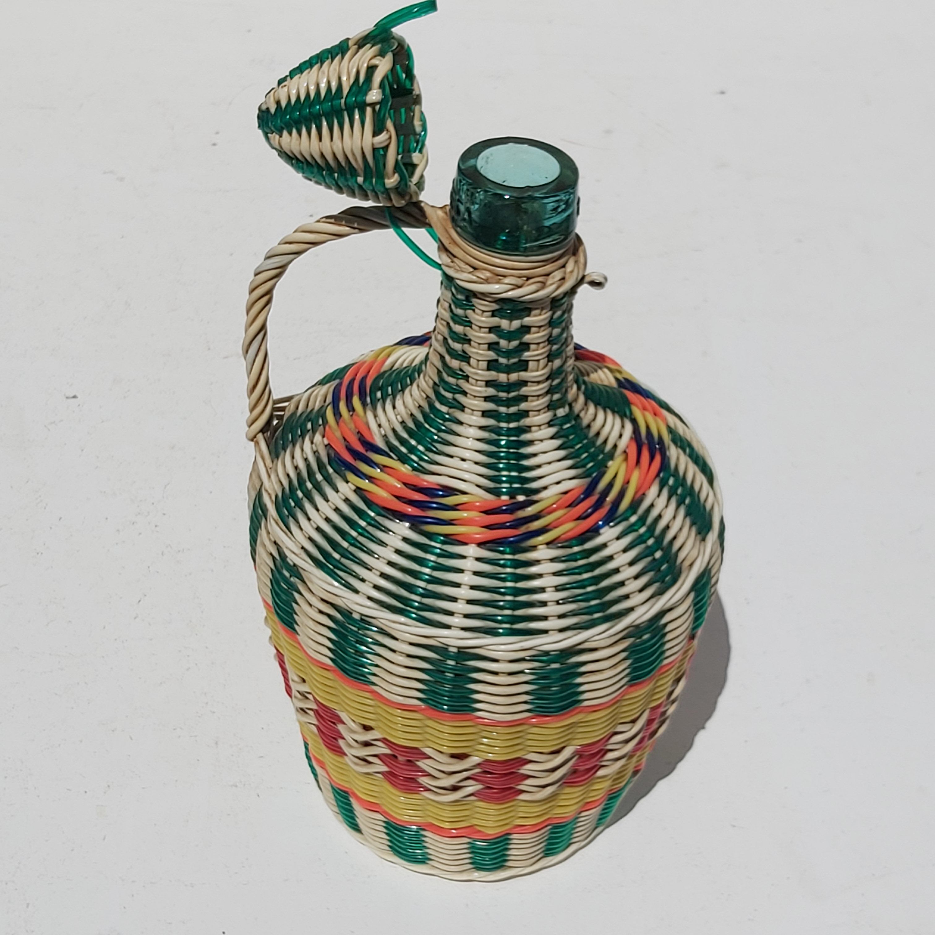 Vintage viresa scoubidou bottle
