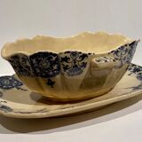 Saucière manufacture of Gien early XX century.