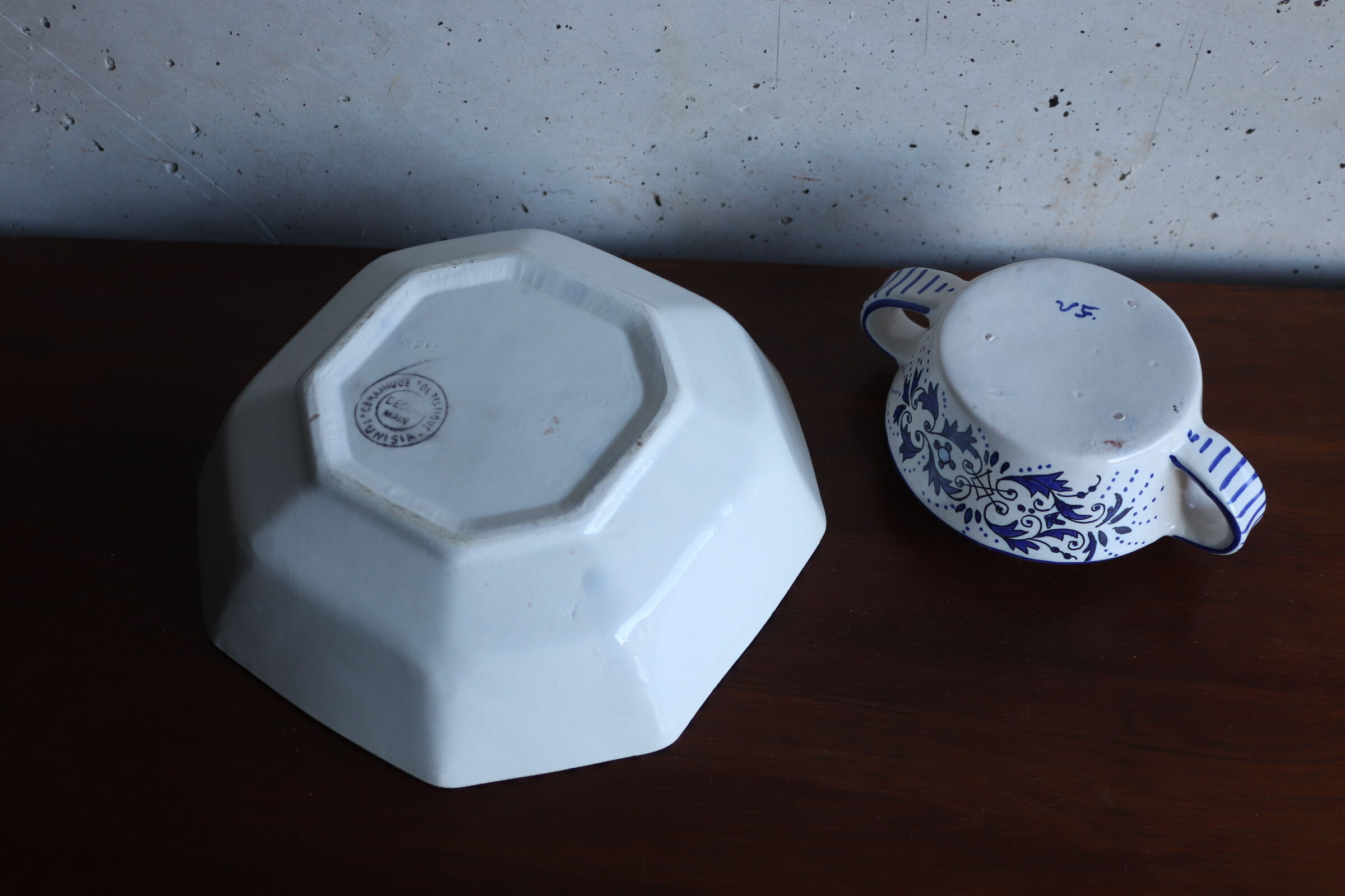 Empty pocket and a sting oriental flower