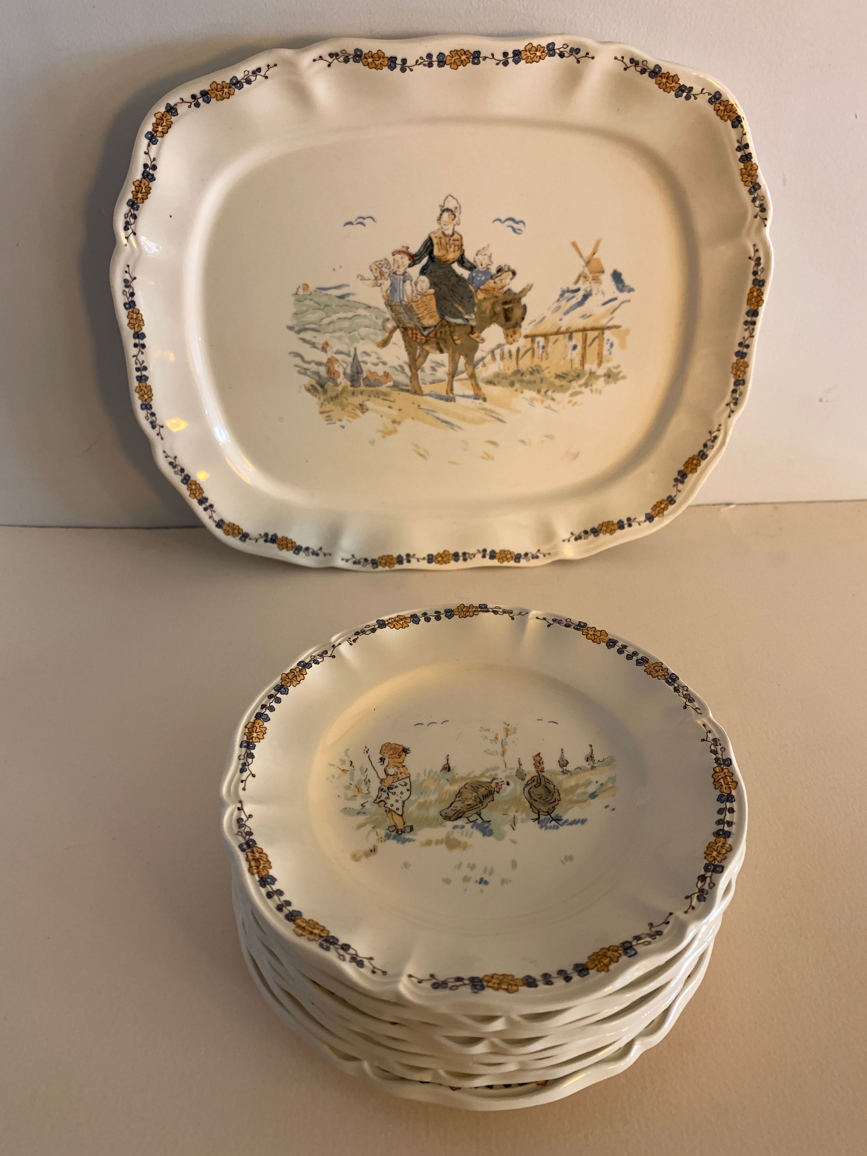 8 dessert plates and service dish Sarreguemines Les Enfants Richard