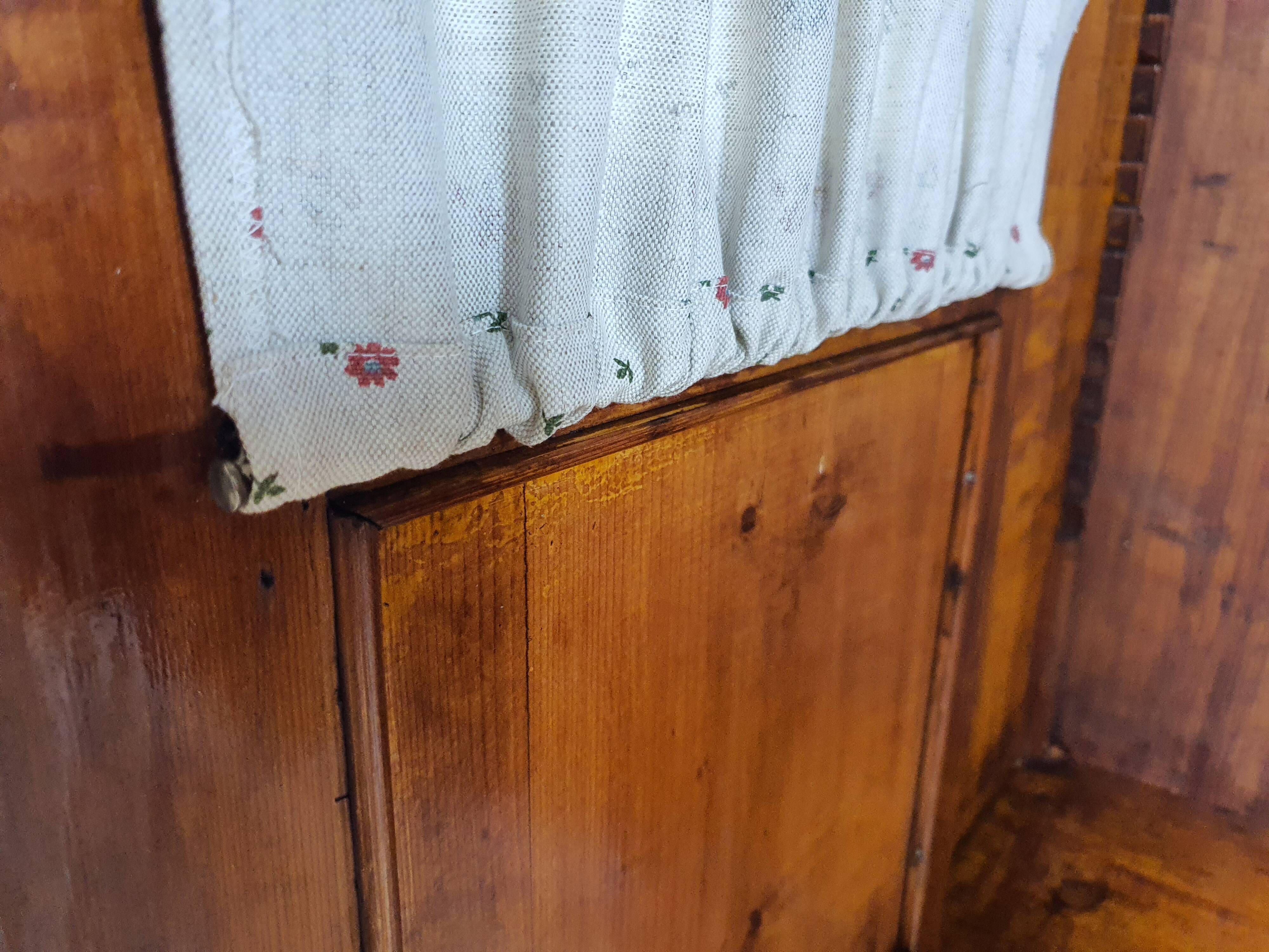 Rustic Wardrobe in Fir with Curtains
