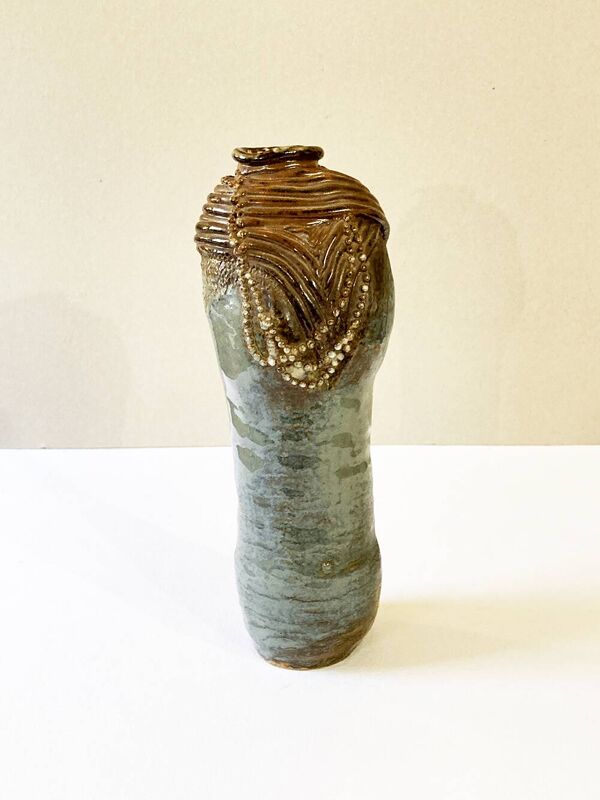 Vase en grès vernissé et monogrammé