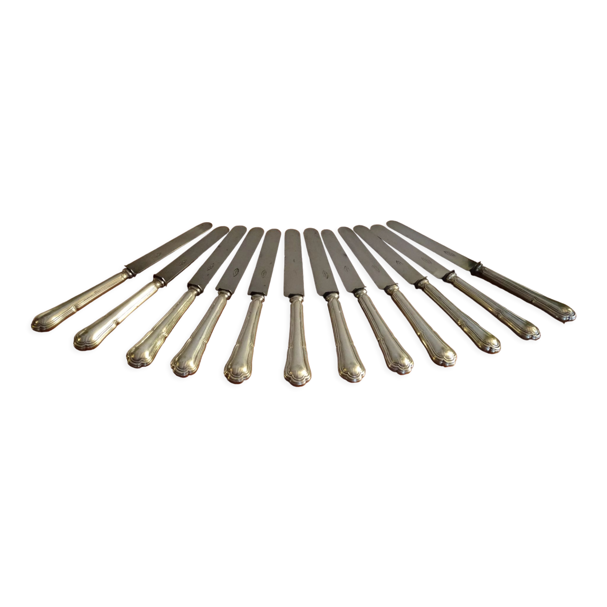 12 couteaux Art déco anciens métal argenté et lames acier fondu
