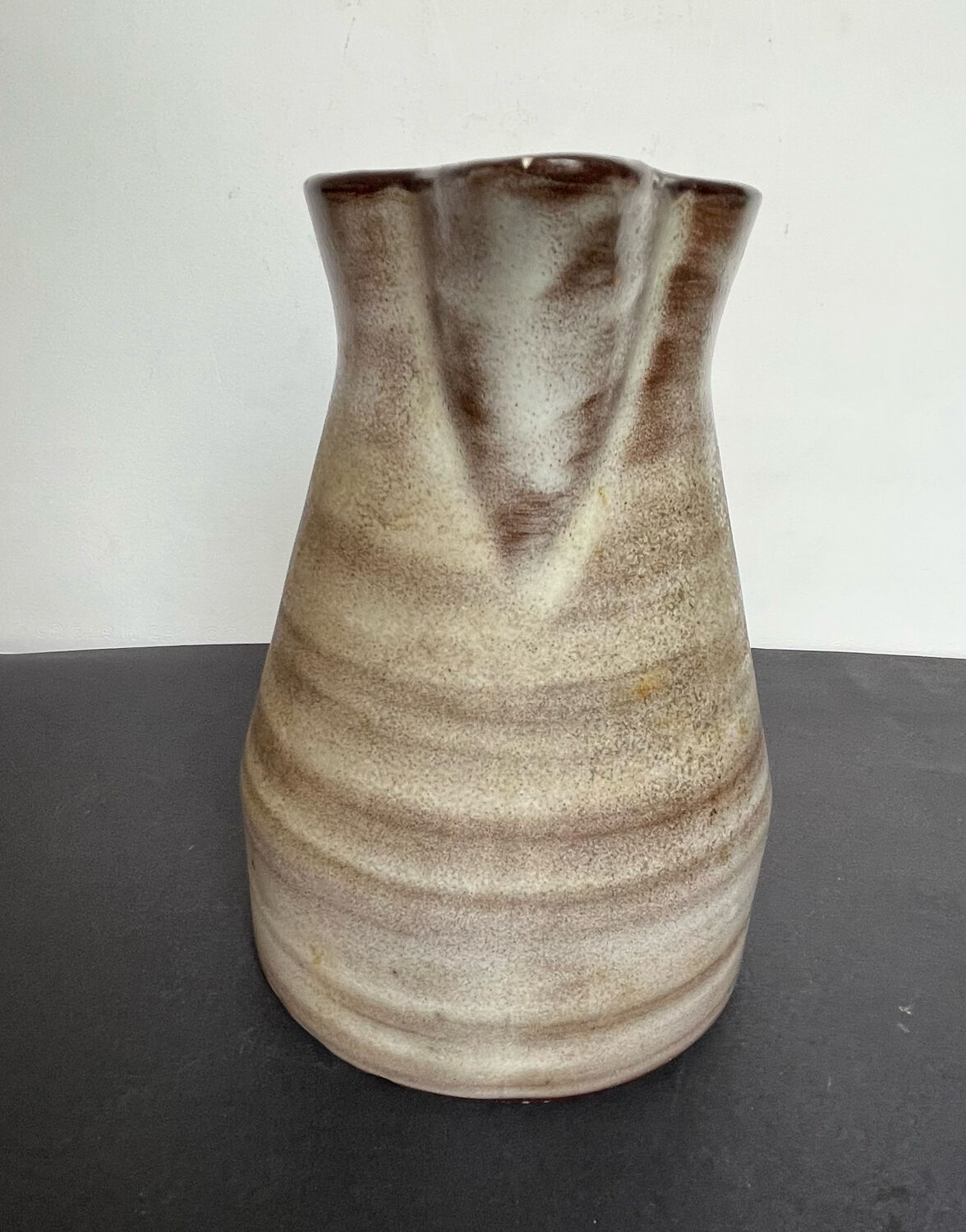 Pichet en céramique