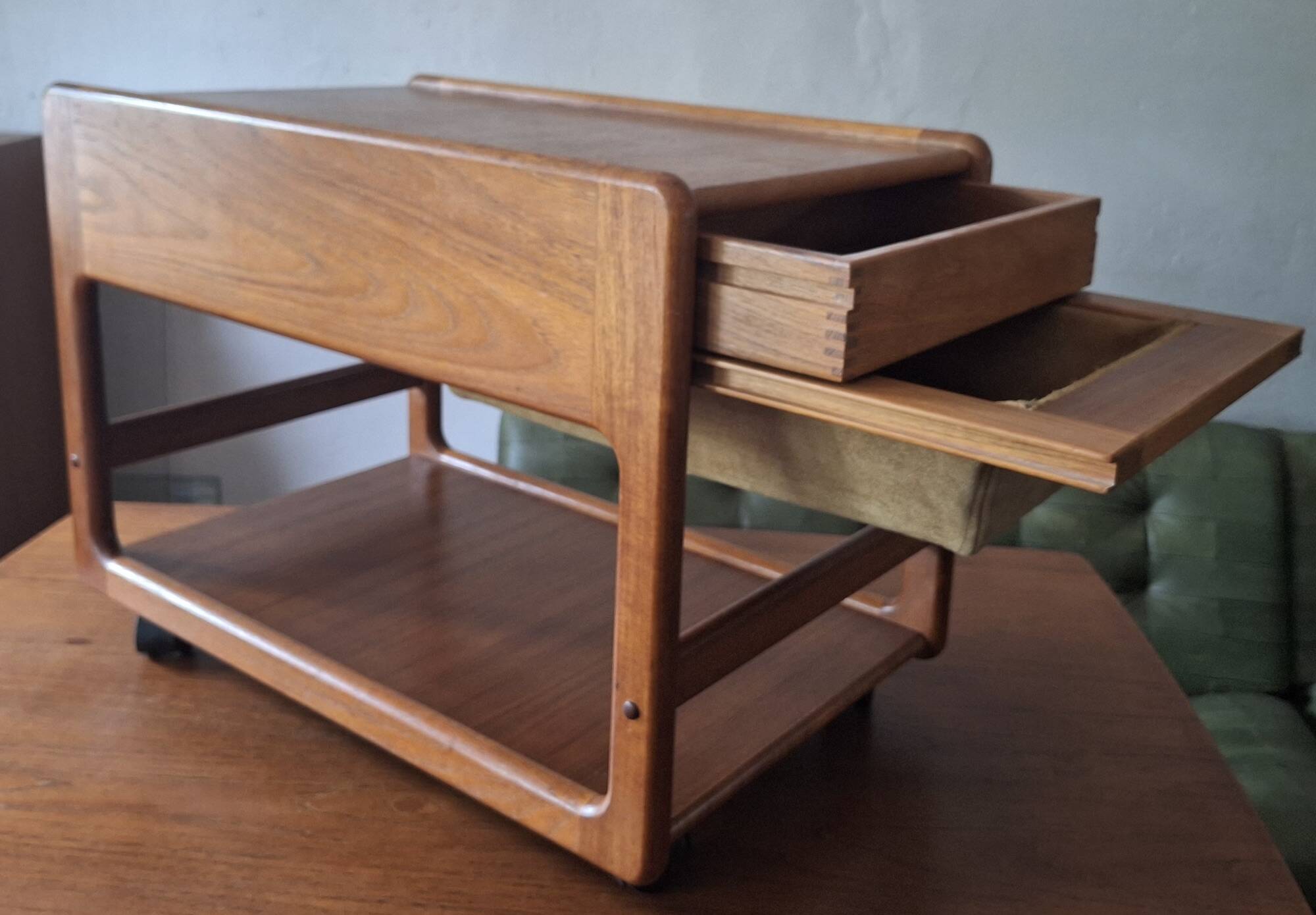 Vildbjerg teak multifunction serving bar cart, Denmark 1960s