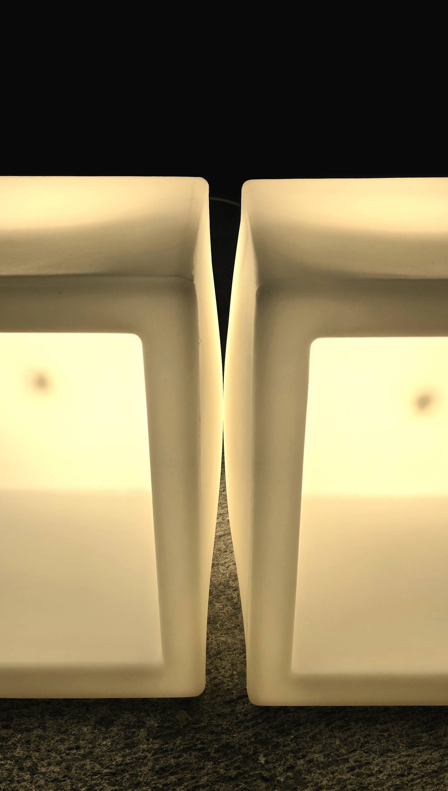 Set of 2 luminous cubes "lux-us" in polyethylene – Max Kistner – 42 x 42