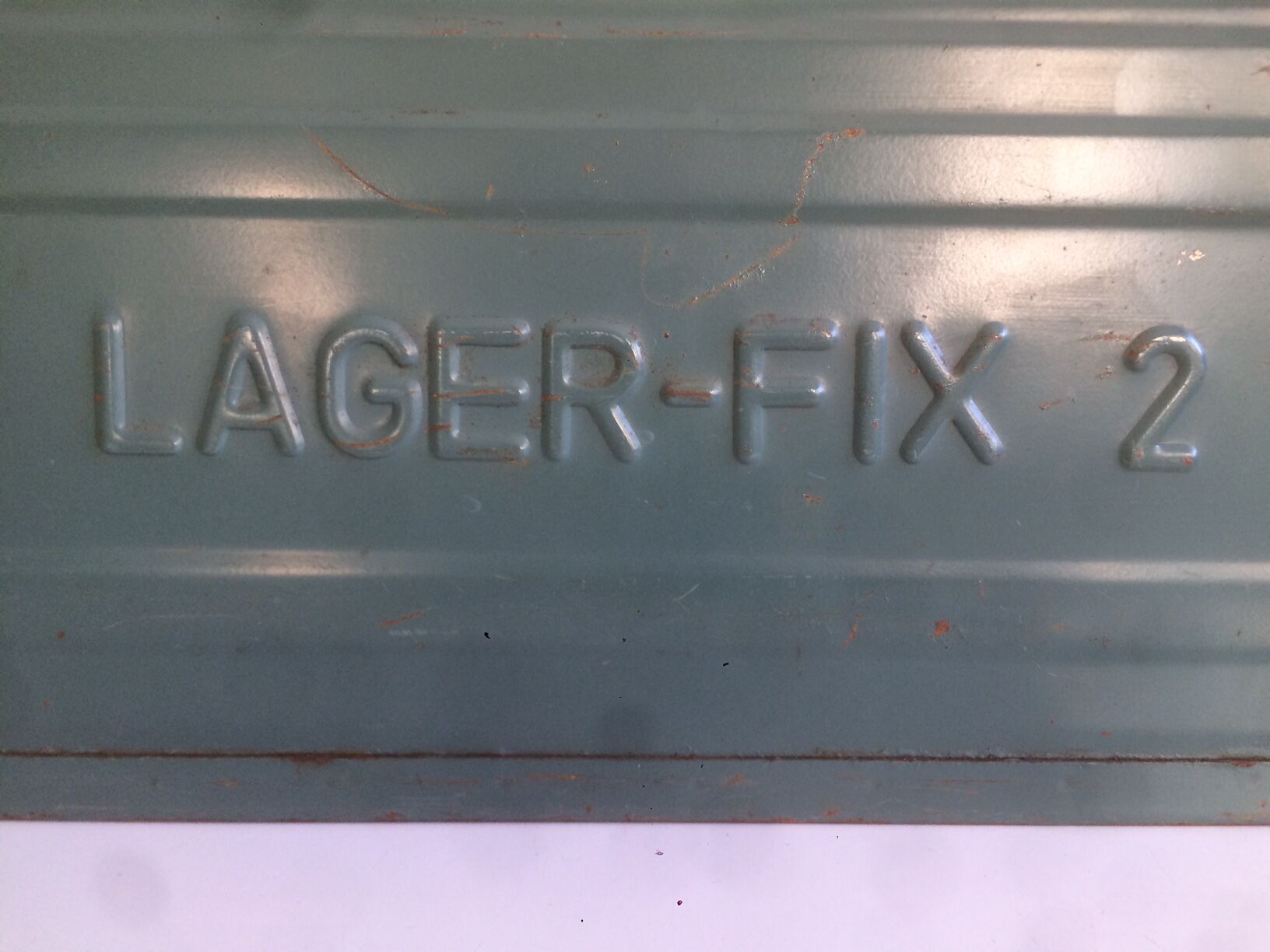 Caisse de rangement de type casier industriel lager-fix 2