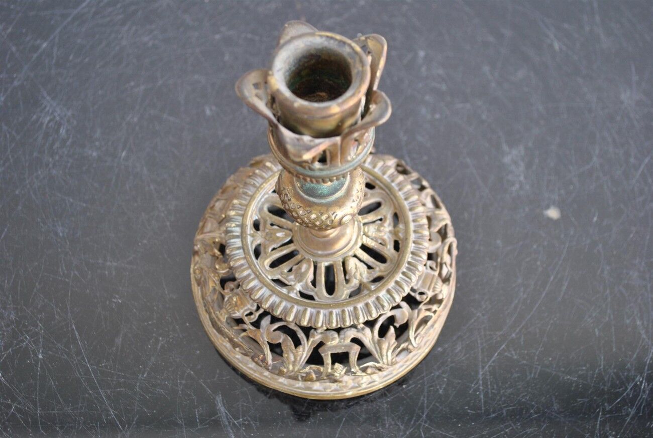 Sconce in bronze openwork Gothic XIX