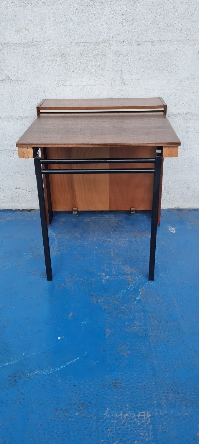 Vintage retractable folding table