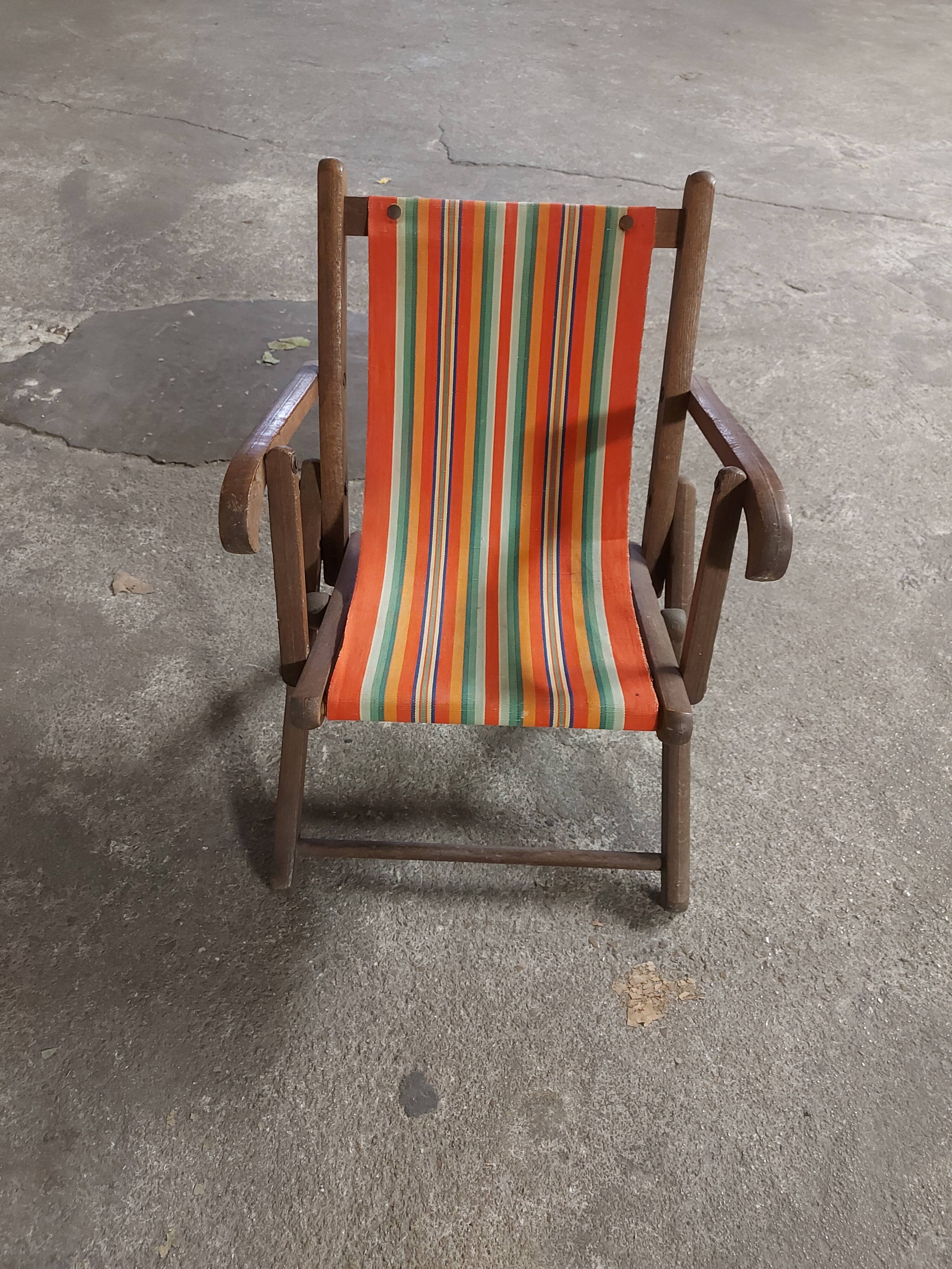 Vintage children's chaise longue