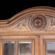 Armoire en noyer vers 1880