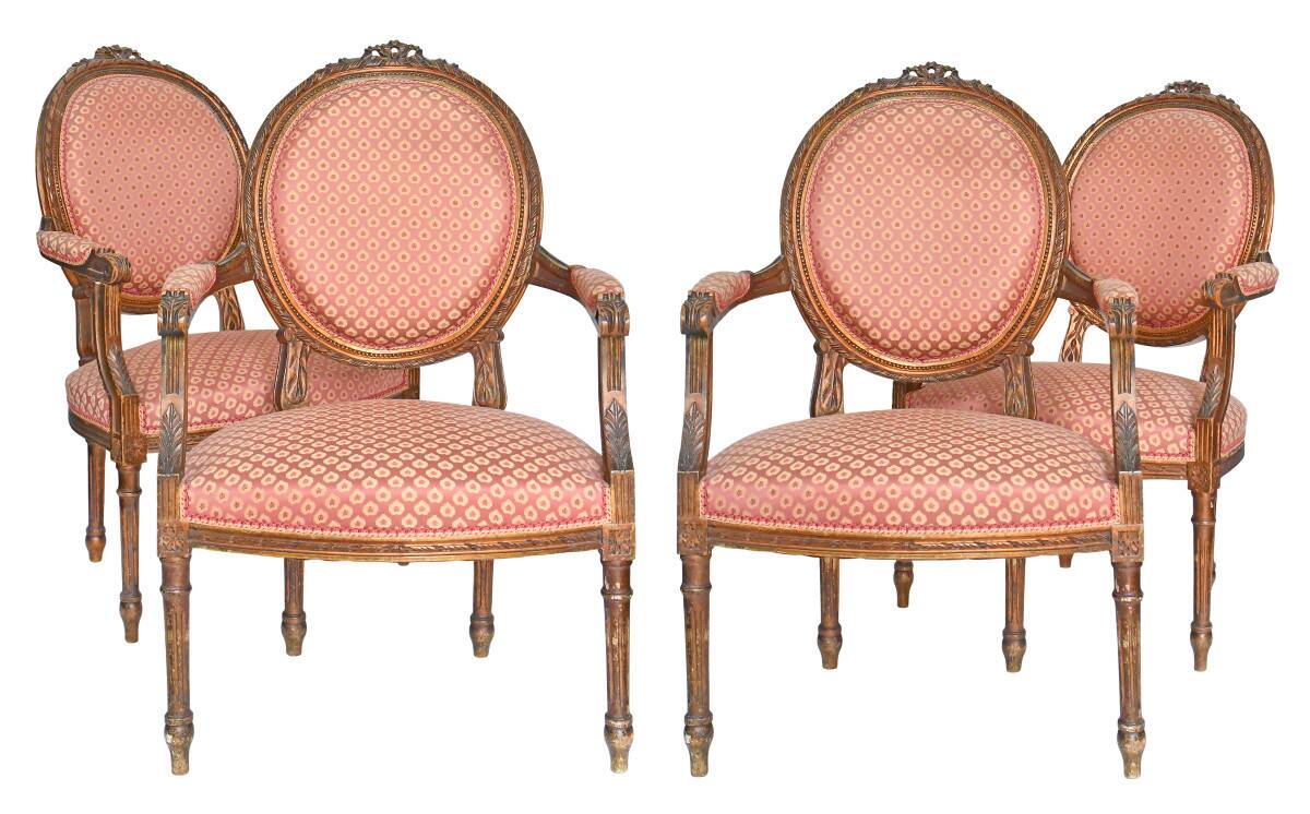 Set of 4 Louis XVI style cabriolet chairs