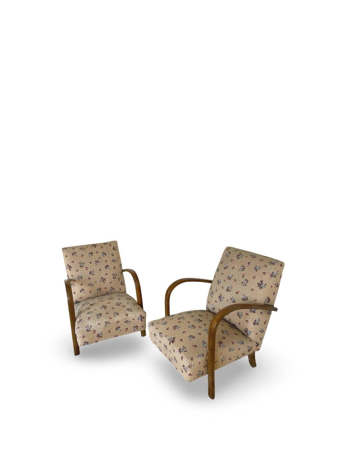 Ensemble de fauteuils Art Déco avec accoudoirs en hêtre arqués.