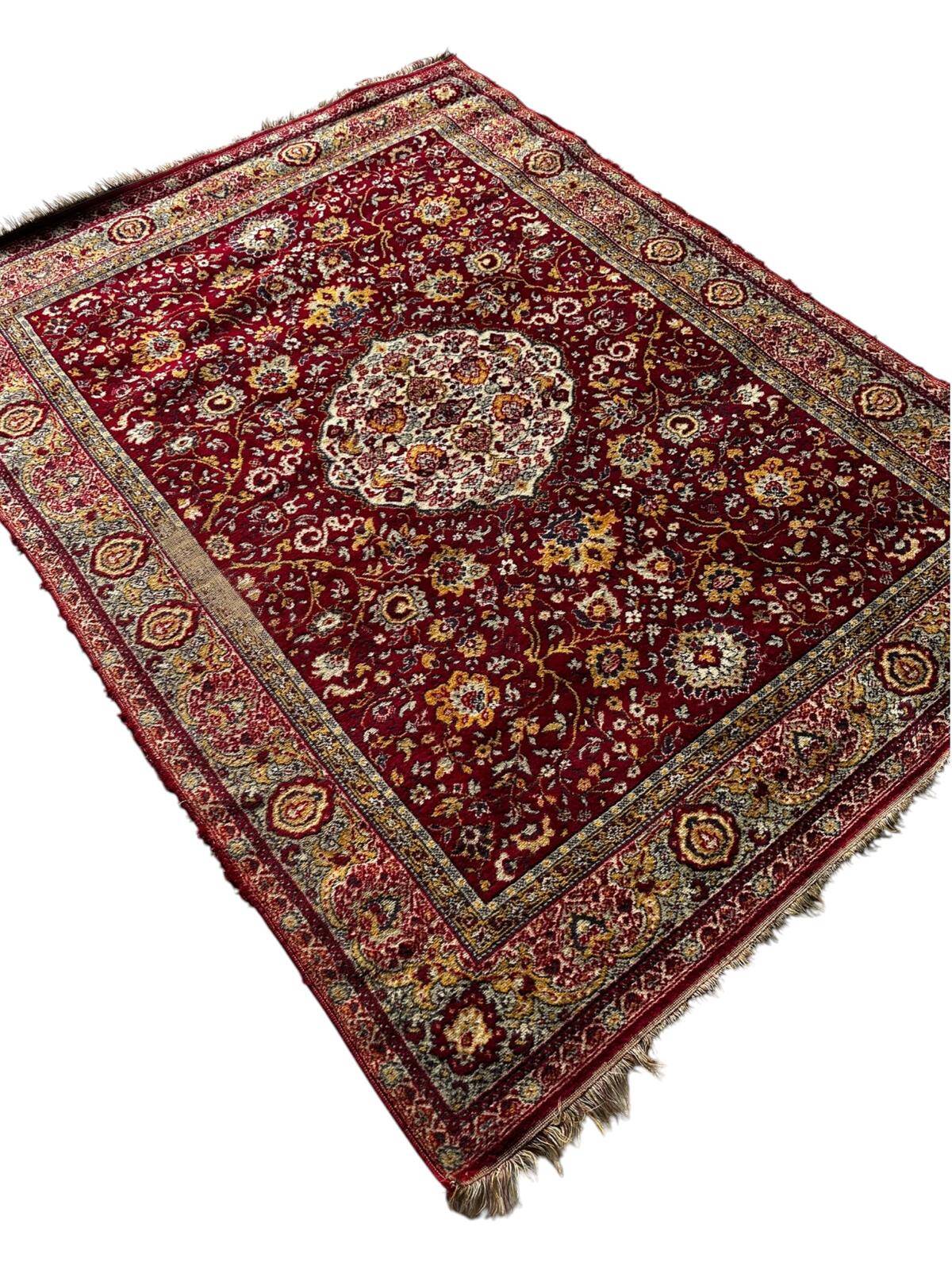 Oriental-style wool rug 220cm x 170cm