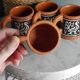 Tasses en terre cuite